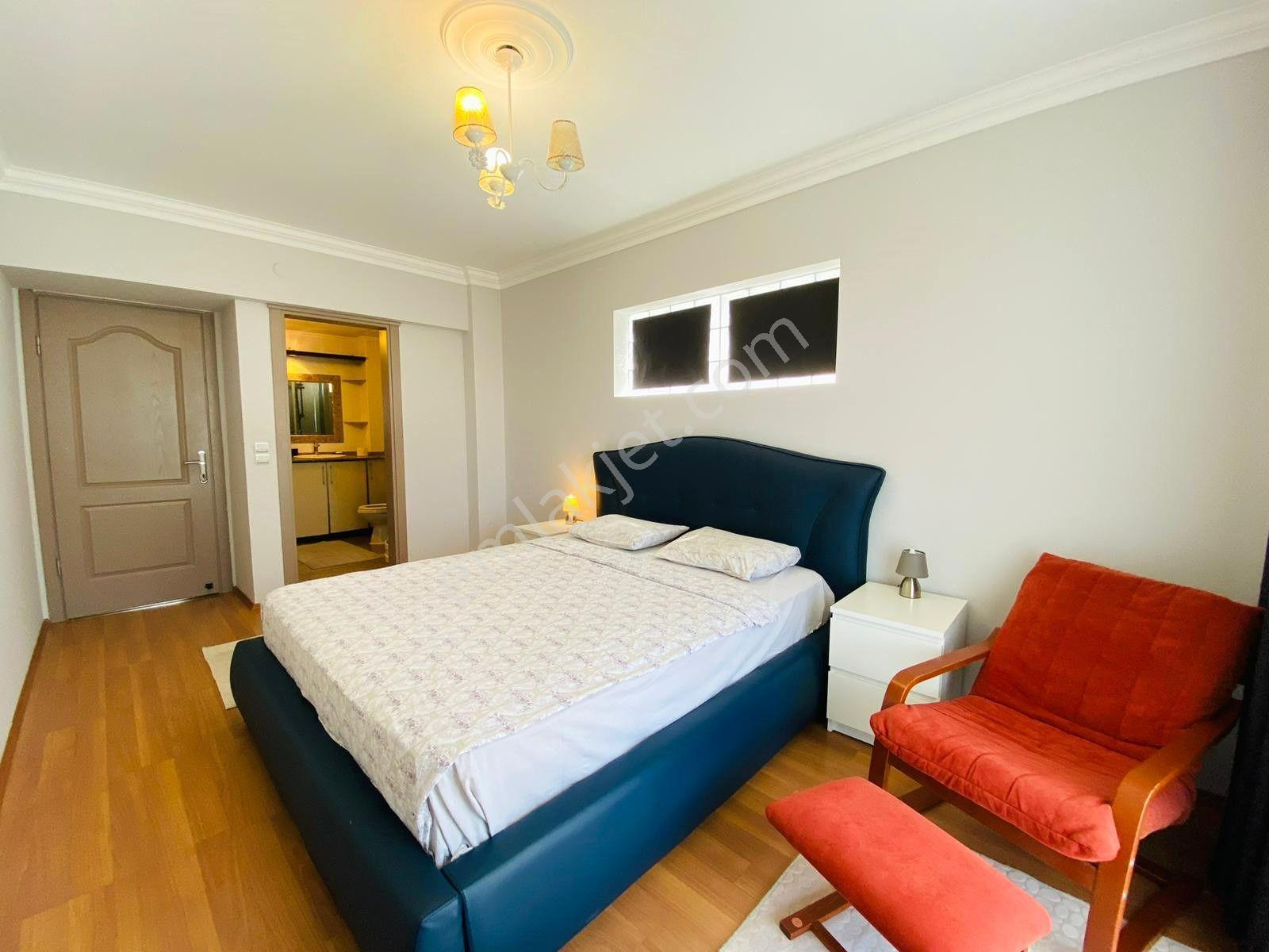 Kuşadası Merkezde 3+1 Deniz Manzaralı Konsept, Şık Ferah Daire - Görsel 8