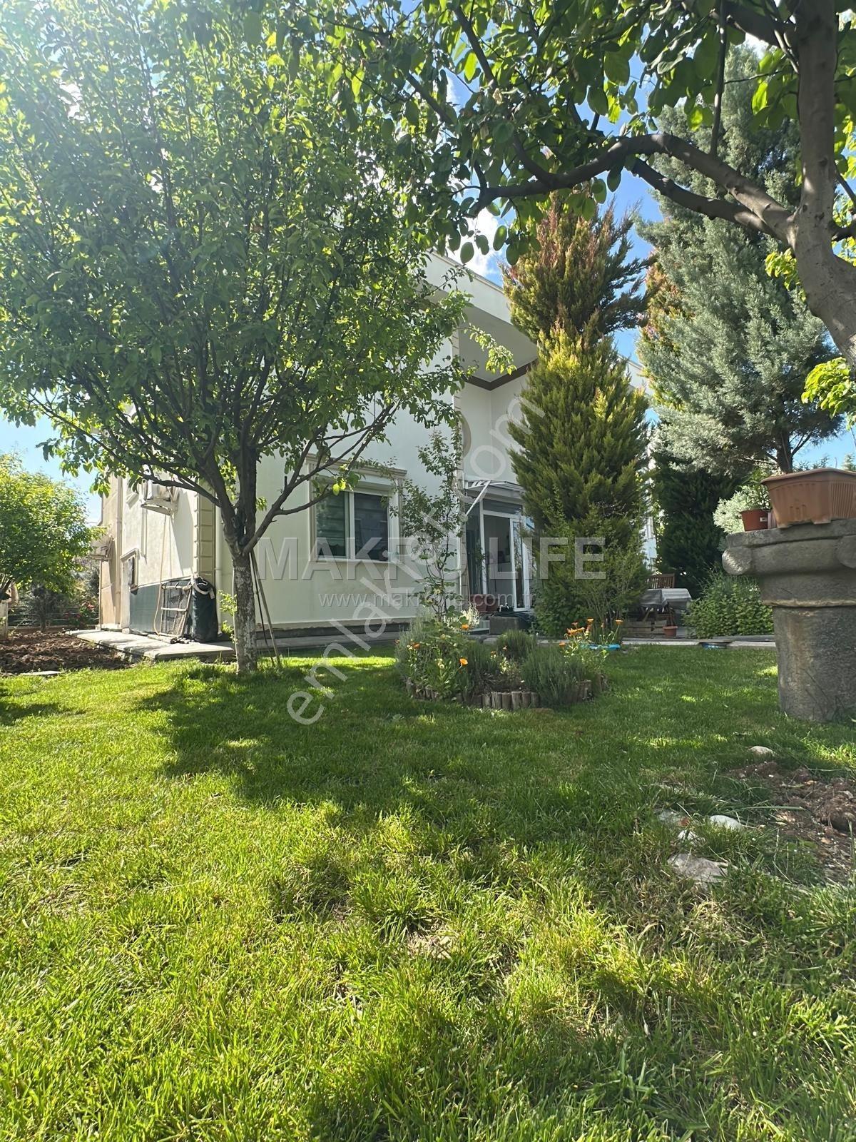 🏡✨ Kent Orman Yıldızı’nda Prestijin Ve Konforun Buluştuğu Özel 5+1 Tripleks Villa ✨🏡 - Görsel 8