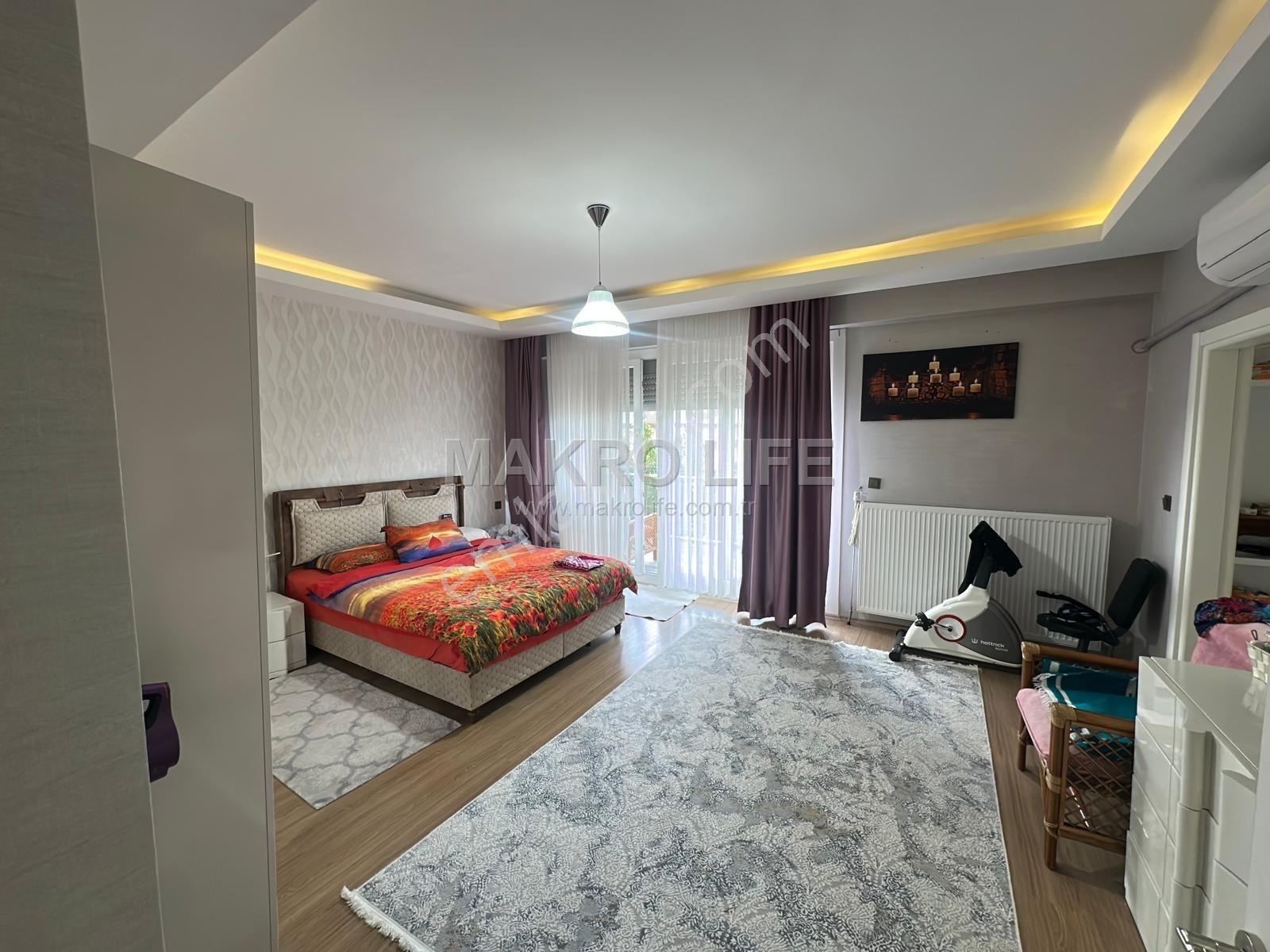 🏡✨ Kent Orman Yıldızı’nda Prestijin Ve Konforun Buluştuğu Özel 5+1 Tripleks Villa ✨🏡 - Görsel 23