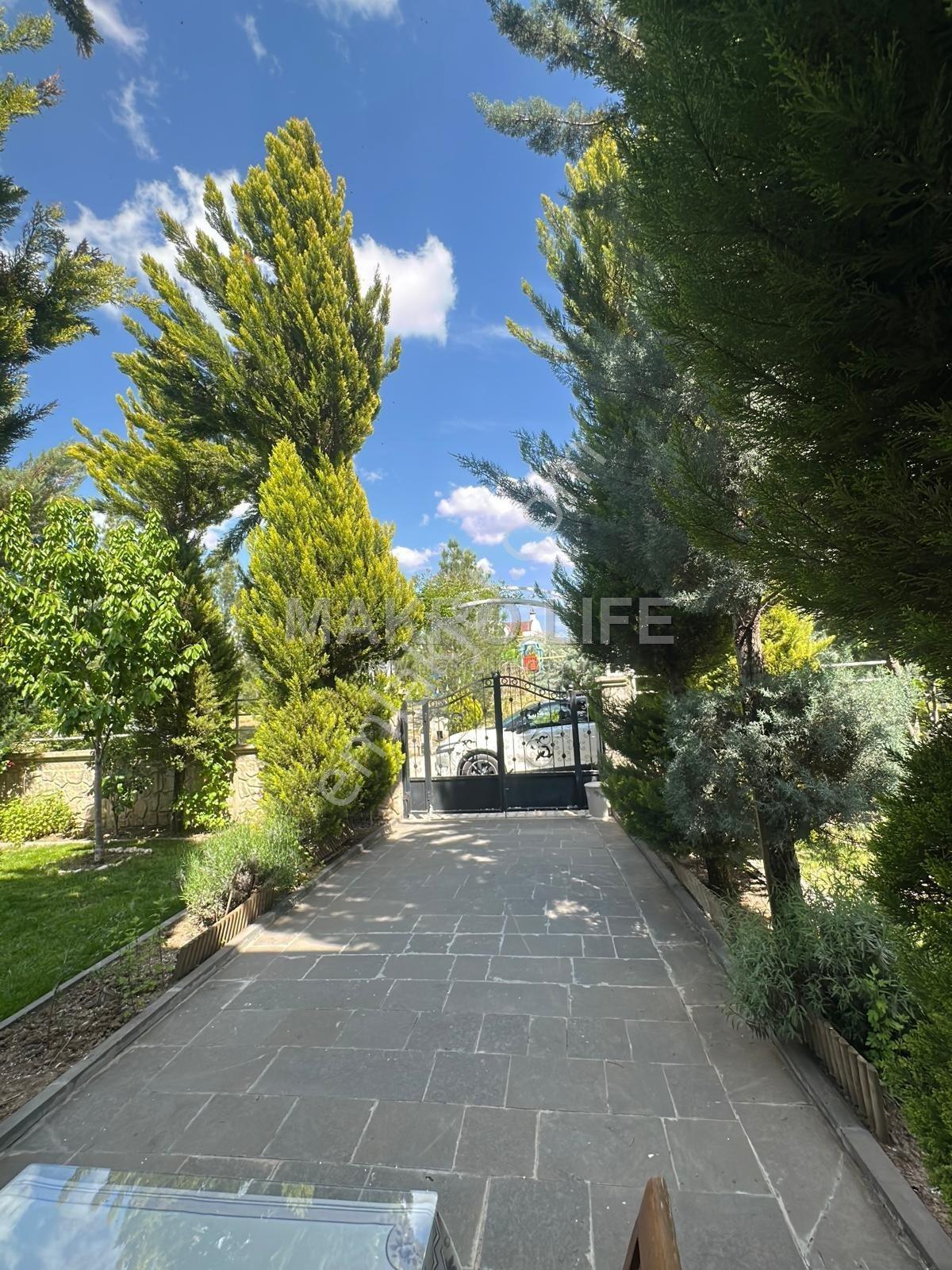 🏡✨ Kent Orman Yıldızı’nda Prestijin Ve Konforun Buluştuğu Özel 5+1 Tripleks Villa ✨🏡 - Görsel 6