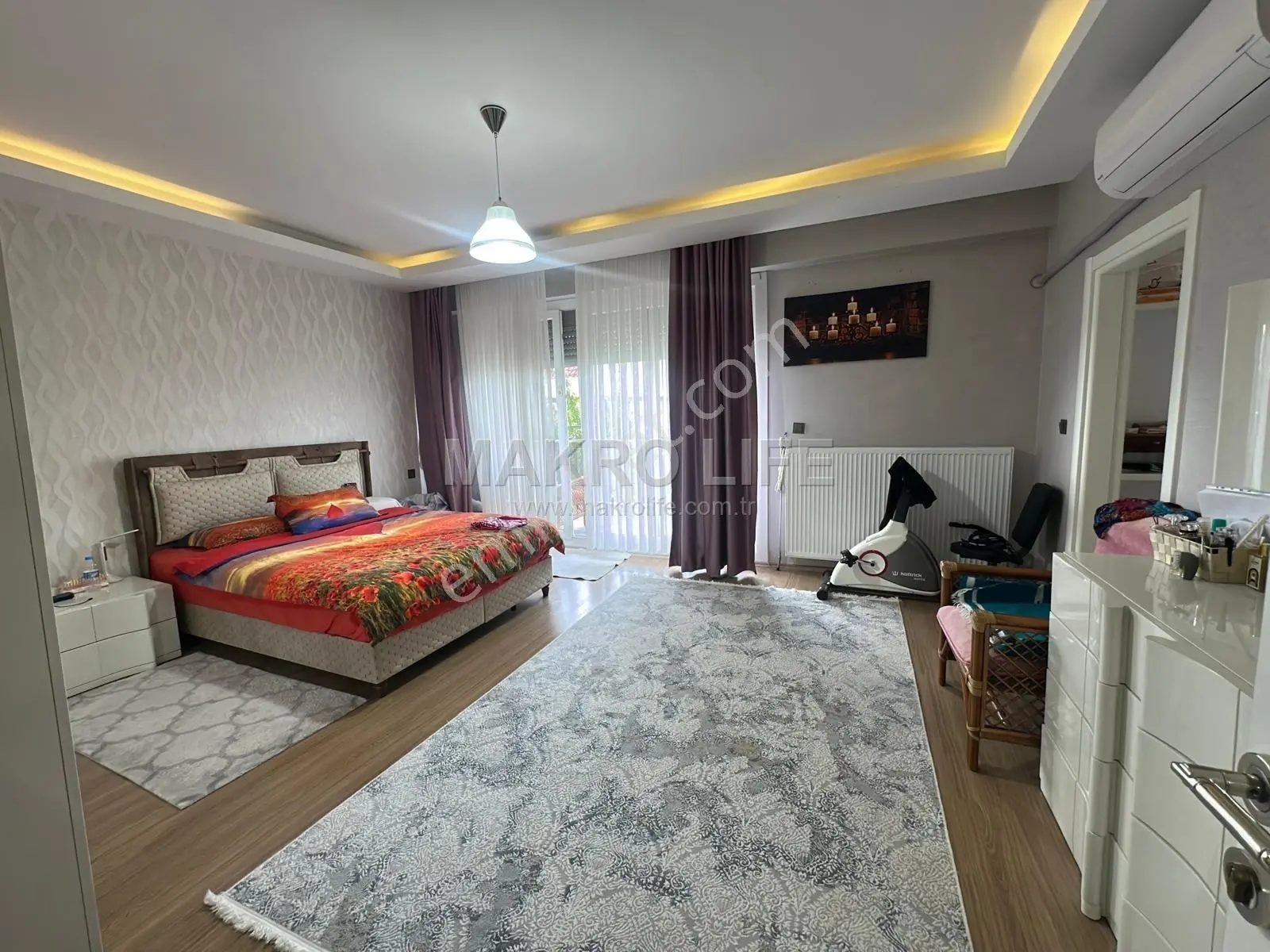 🏡✨ Kent Orman Yıldızı’nda Prestijin Ve Konforun Buluştuğu Özel 5+1 Tripleks Villa ✨🏡