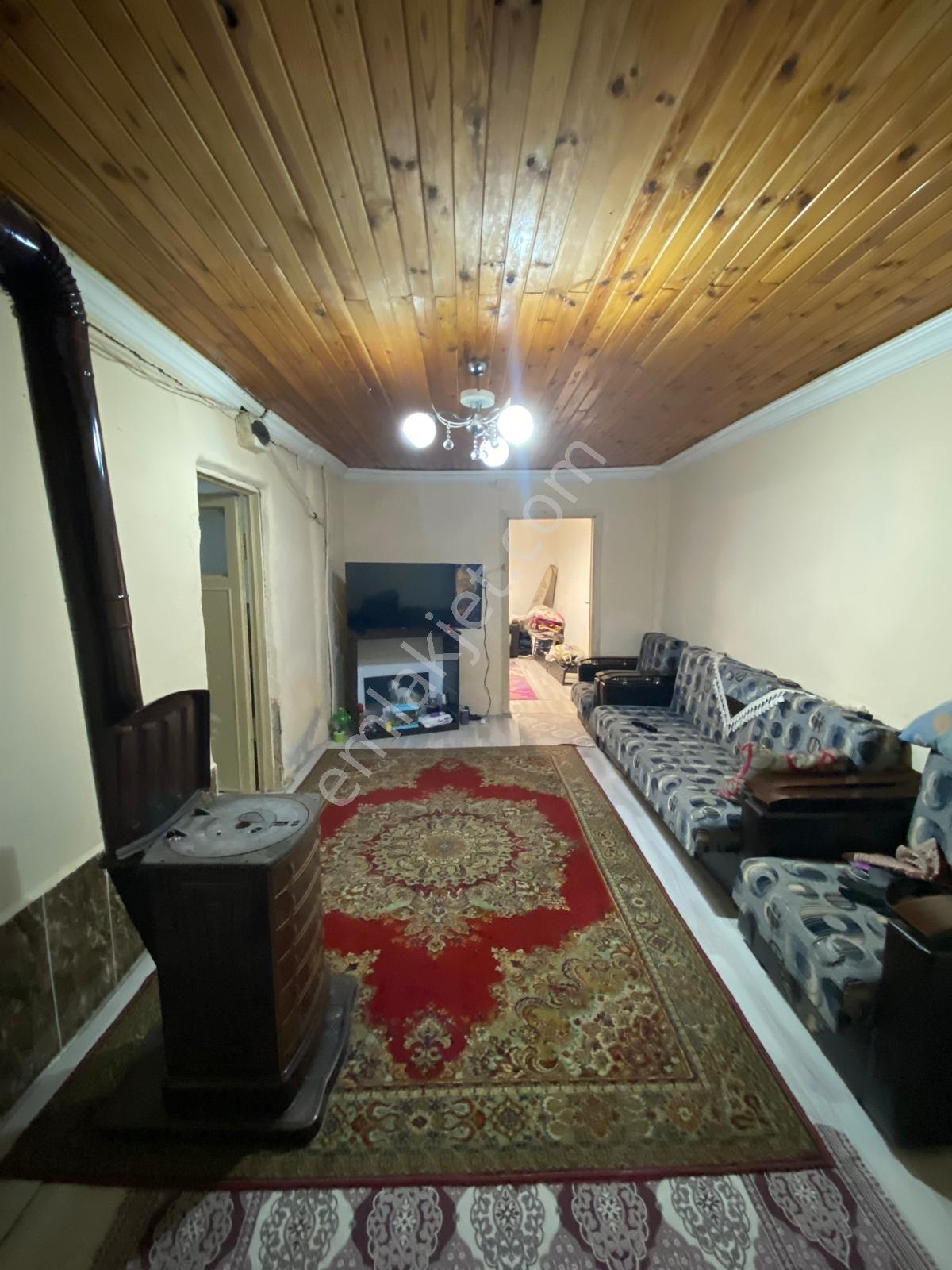 334 M2 Arsa İçerisinde 2 Kat -2 Daireli Bahçeli Satılık Müstakil - Görsel 15