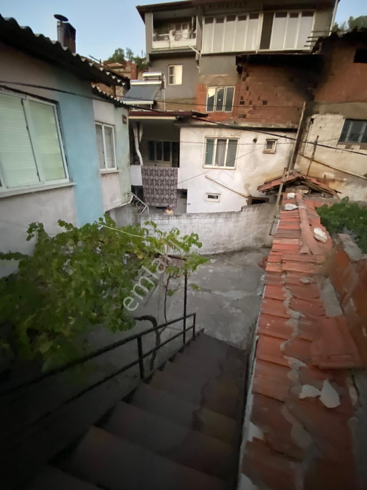 334 M2 Arsa İçerisinde 2 Kat -2 Daireli Bahçeli Satılık Müstakil - Görsel 7