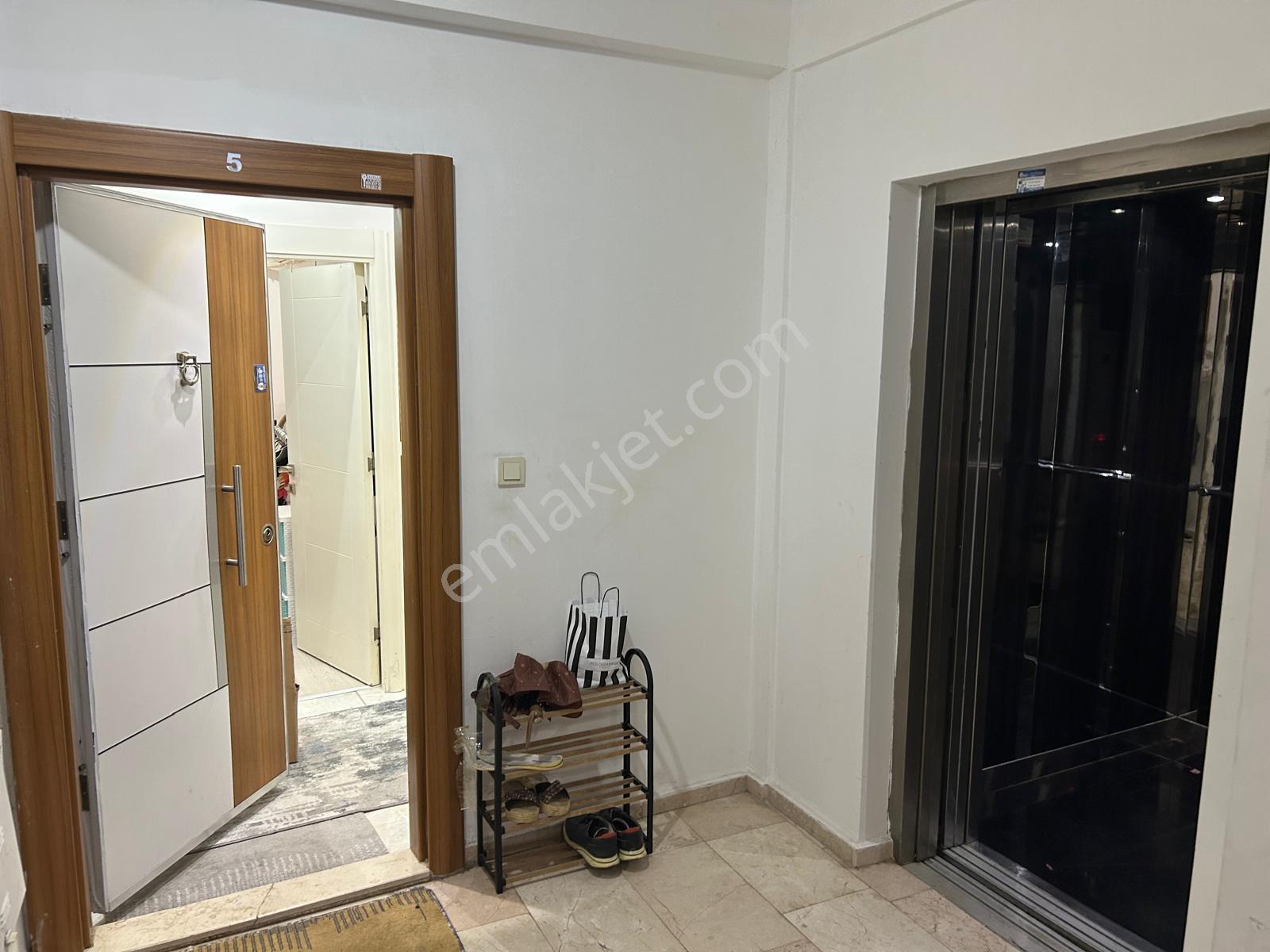 Thor'dan Sahile Ve Medikal Parka Yakın Kiralık Full Eşyalı 1+1 - Görsel 18