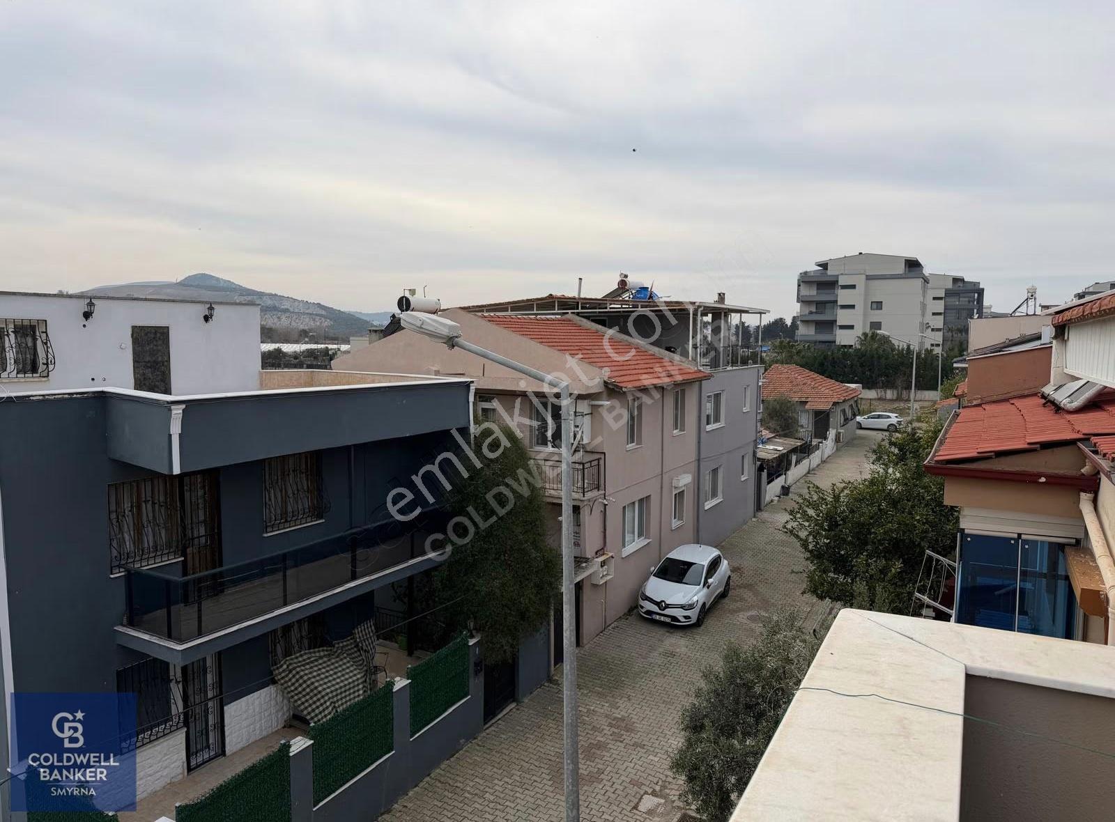 Cb Smyrna' Dan Güzelbahçe' De Plaja 150 Metre Müstakil Tripleks - Görsel 13