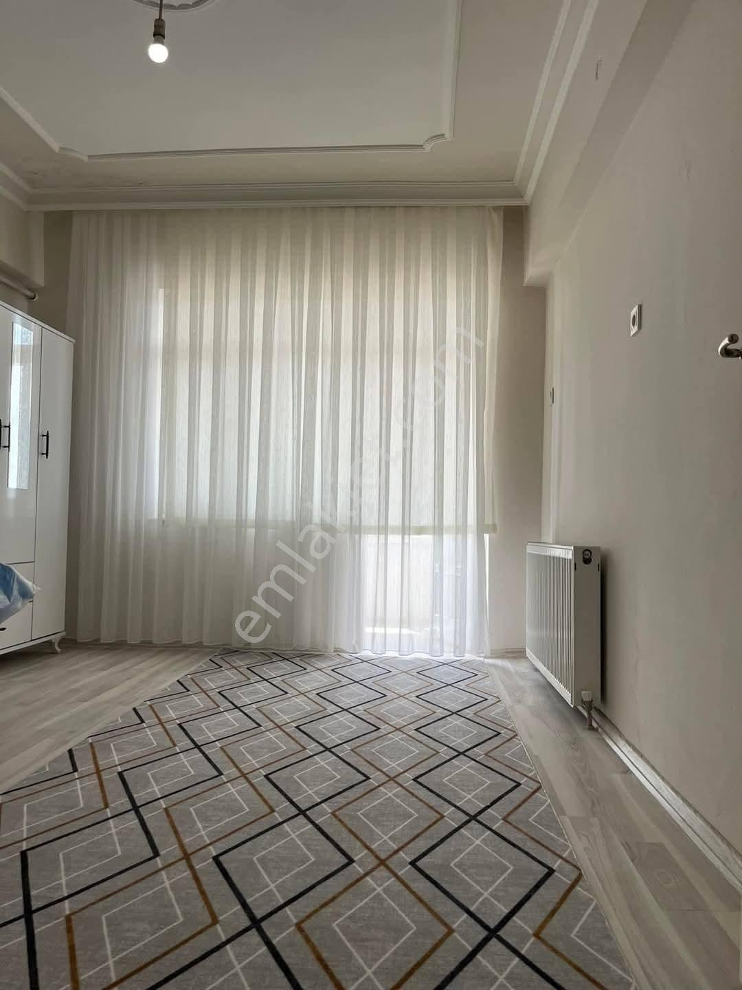 Eymen Yapı-çarşı Merkezinde Ful Eşyalı Kiralık 3+1 Daire - Görsel 8