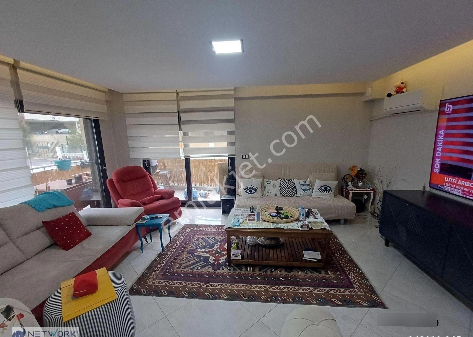Kuşadası Doğalgaz Isıtmalı Havuzlu Sitede Daire Satılıktır