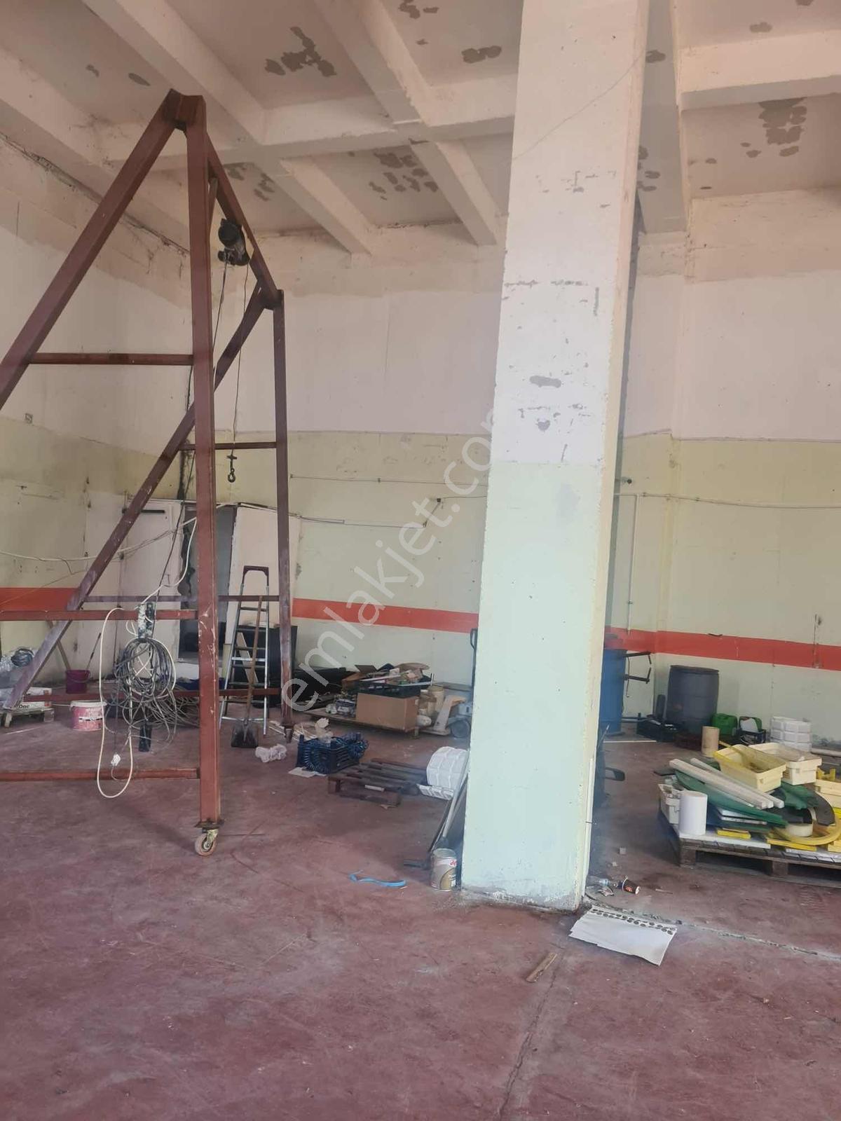 Çiftlikköy Sanayide 400 M2 Dükkan - Görsel 9