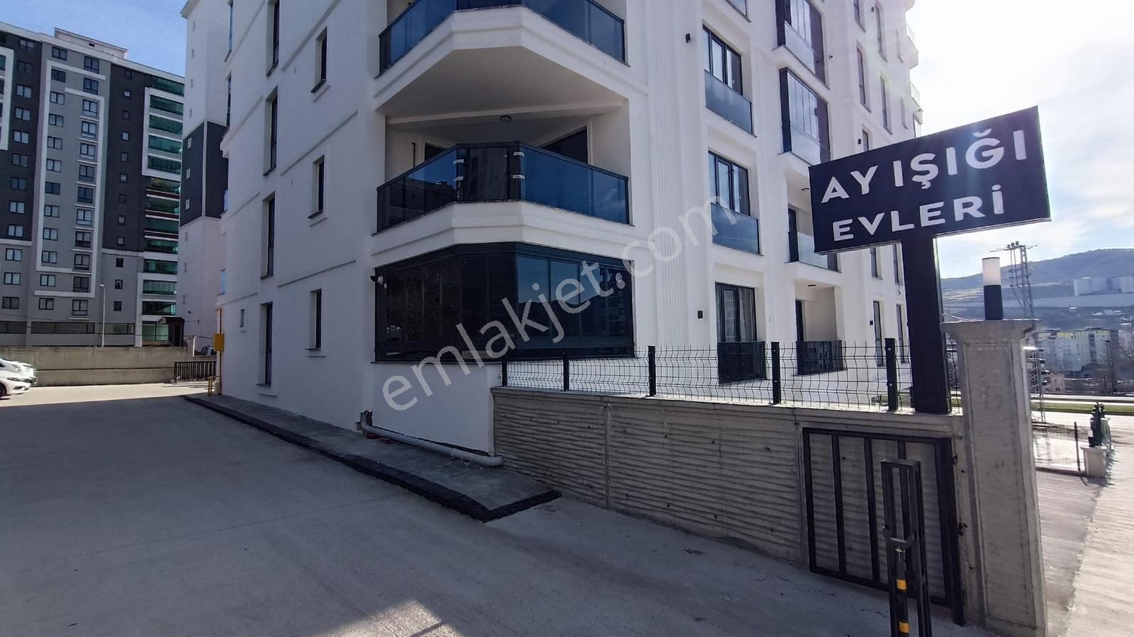 İlkadım Kışla Polatlı Bulvarına Cephe Satılık 3+1 Daire - Görsel 31