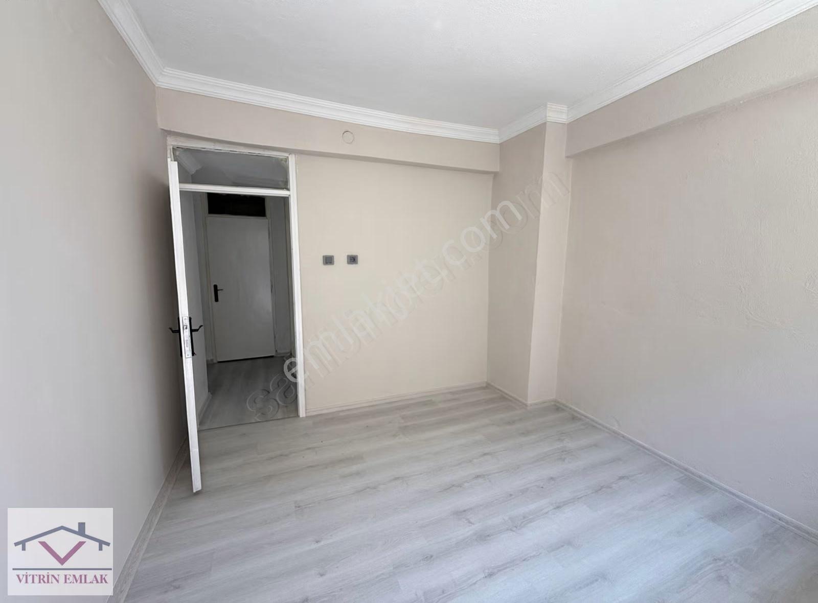 M.akif Mah. 17.500 Tl Kiracılı Arakat Bakımlı Satılık Daire - Görsel 14