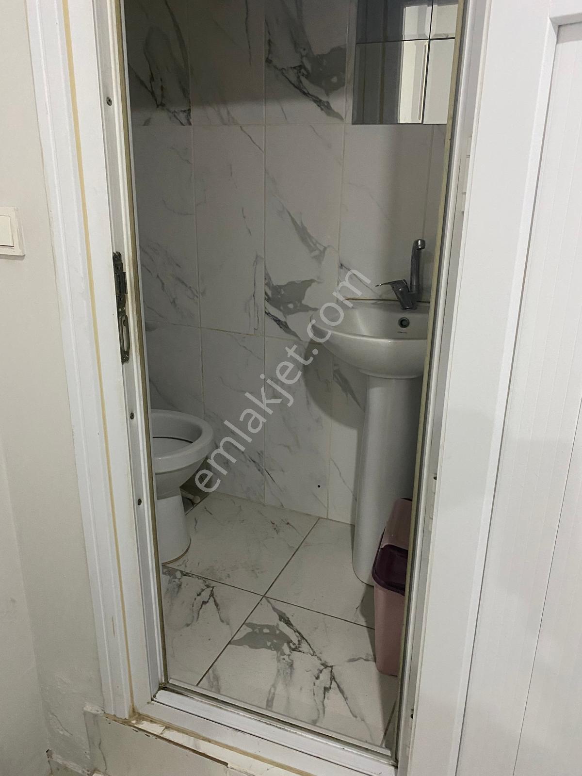 İstanbul Evlerinde Ferah Sokak İçinde Kiralık İşyeri Dükkan - Görsel 21