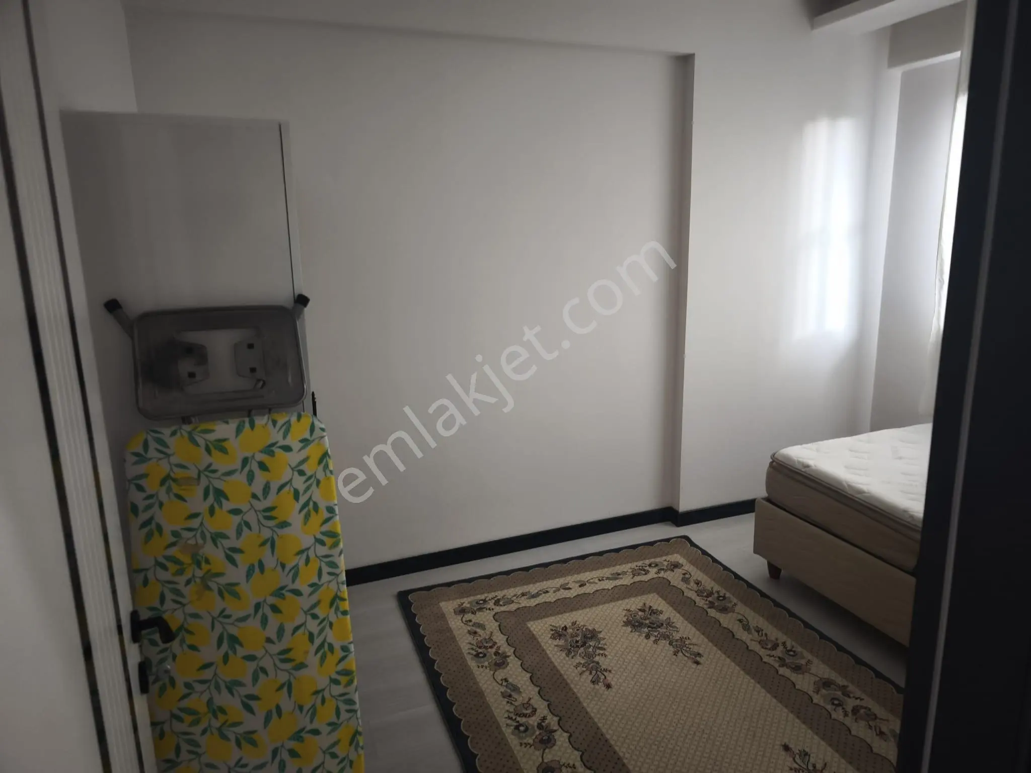 Adana Sarıçamda Gültepe Gelinçik Caddesinde 1+1 Eşyalı Eşyaları Yeni Fırsat Fiyat İle Daire - Görsel 3