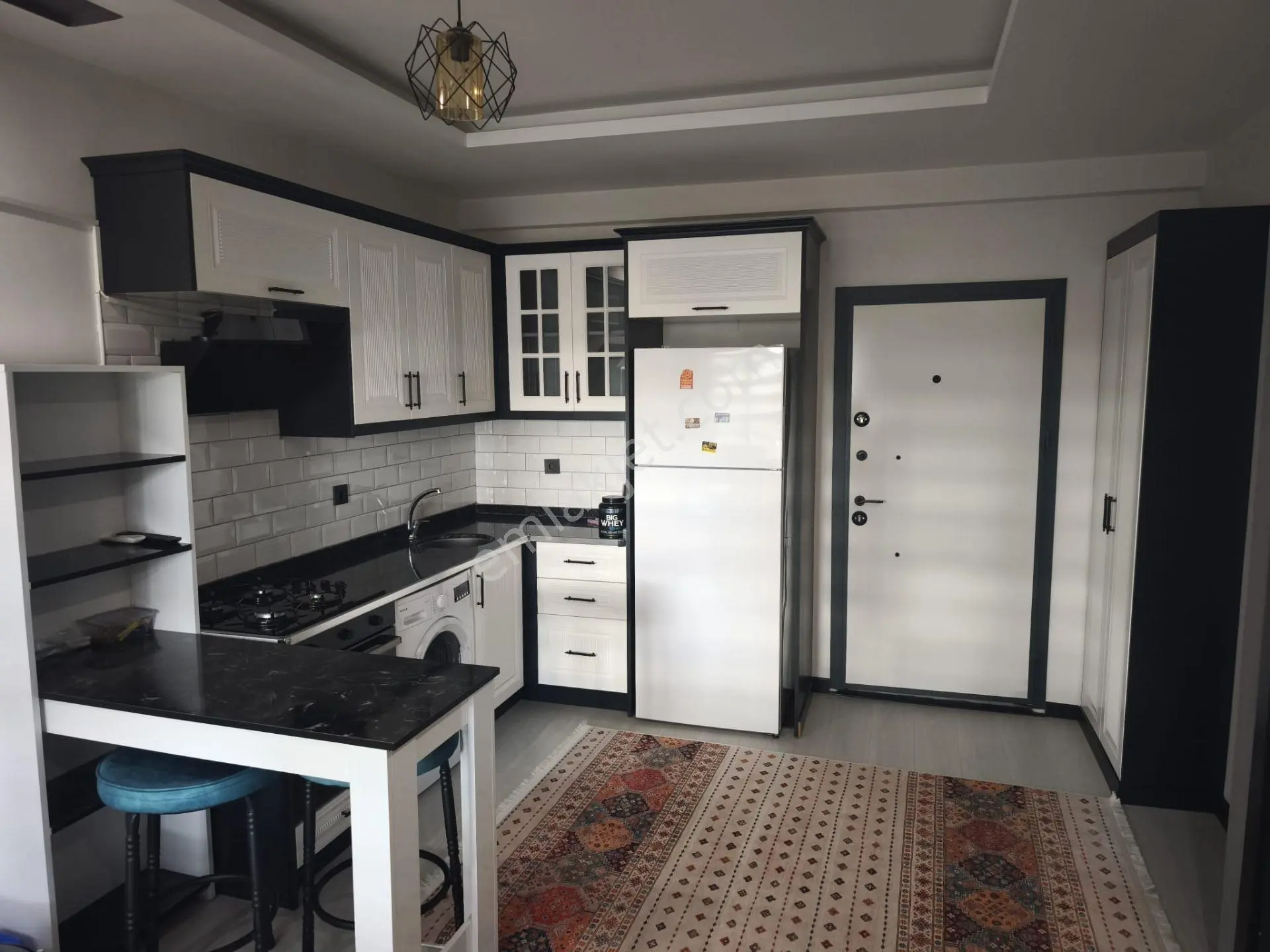 Adana Sarıçamda Gültepe Gelinçik Caddesinde 1+1 Eşyalı Eşyaları Yeni Fırsat Fiyat İle Daire - Görsel 4