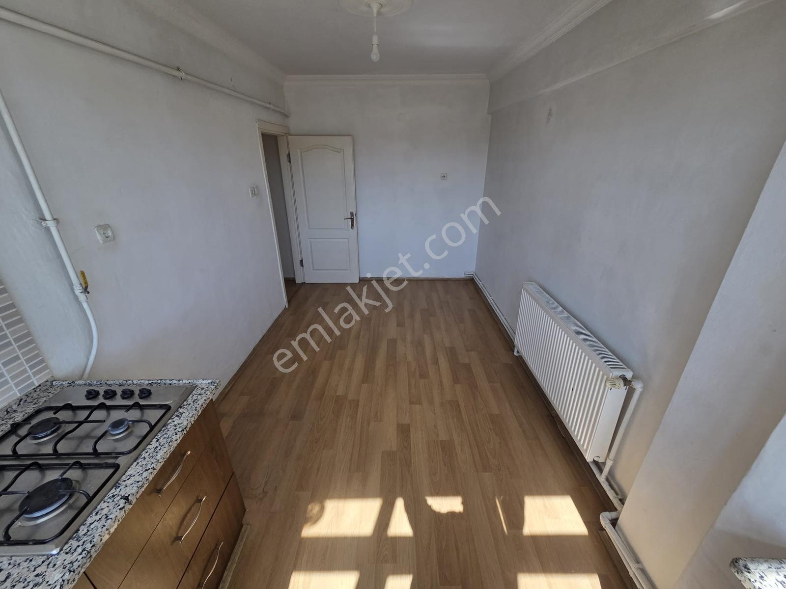 Mir'den Balıkesir Mehmetçik Caddesi Üzerinde 2+1 Kiralık Daire - Görsel 8