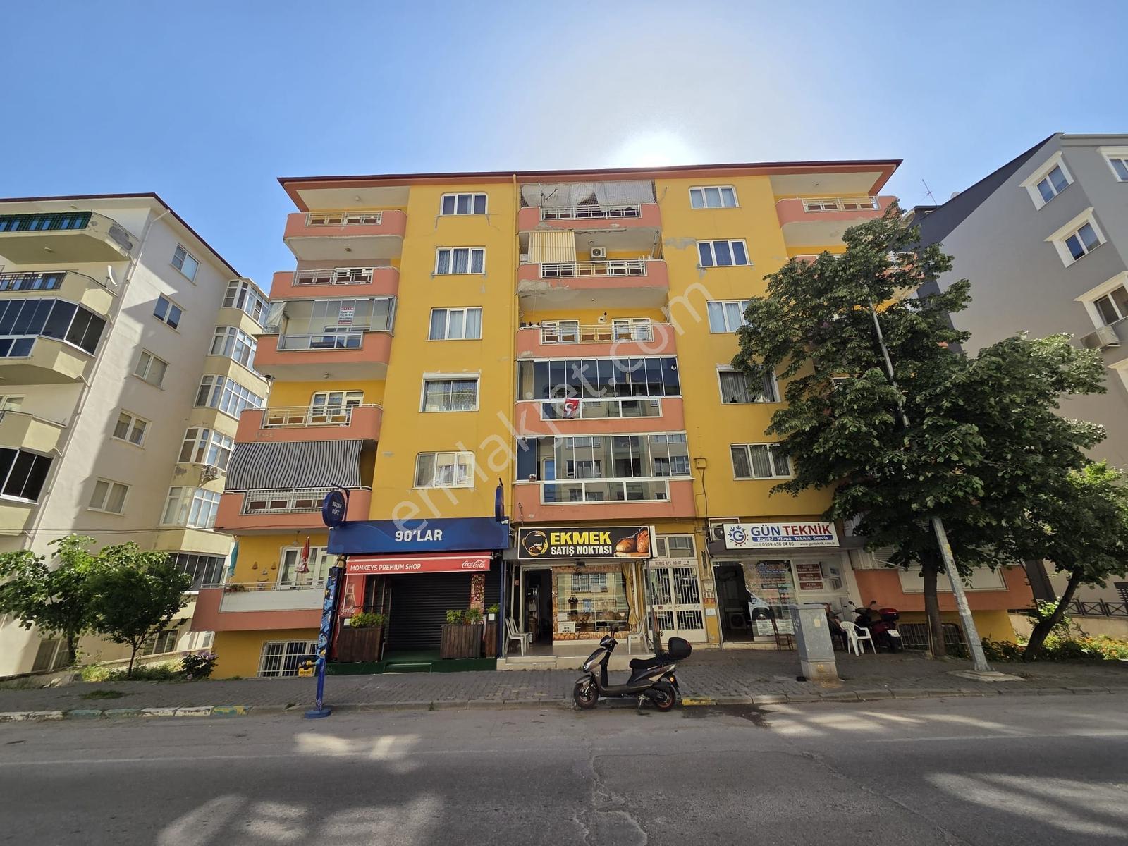 Mir'den Balıkesir Mehmetçik Caddesi Üzerinde 2+1 Kiralık Daire - Görsel 13
