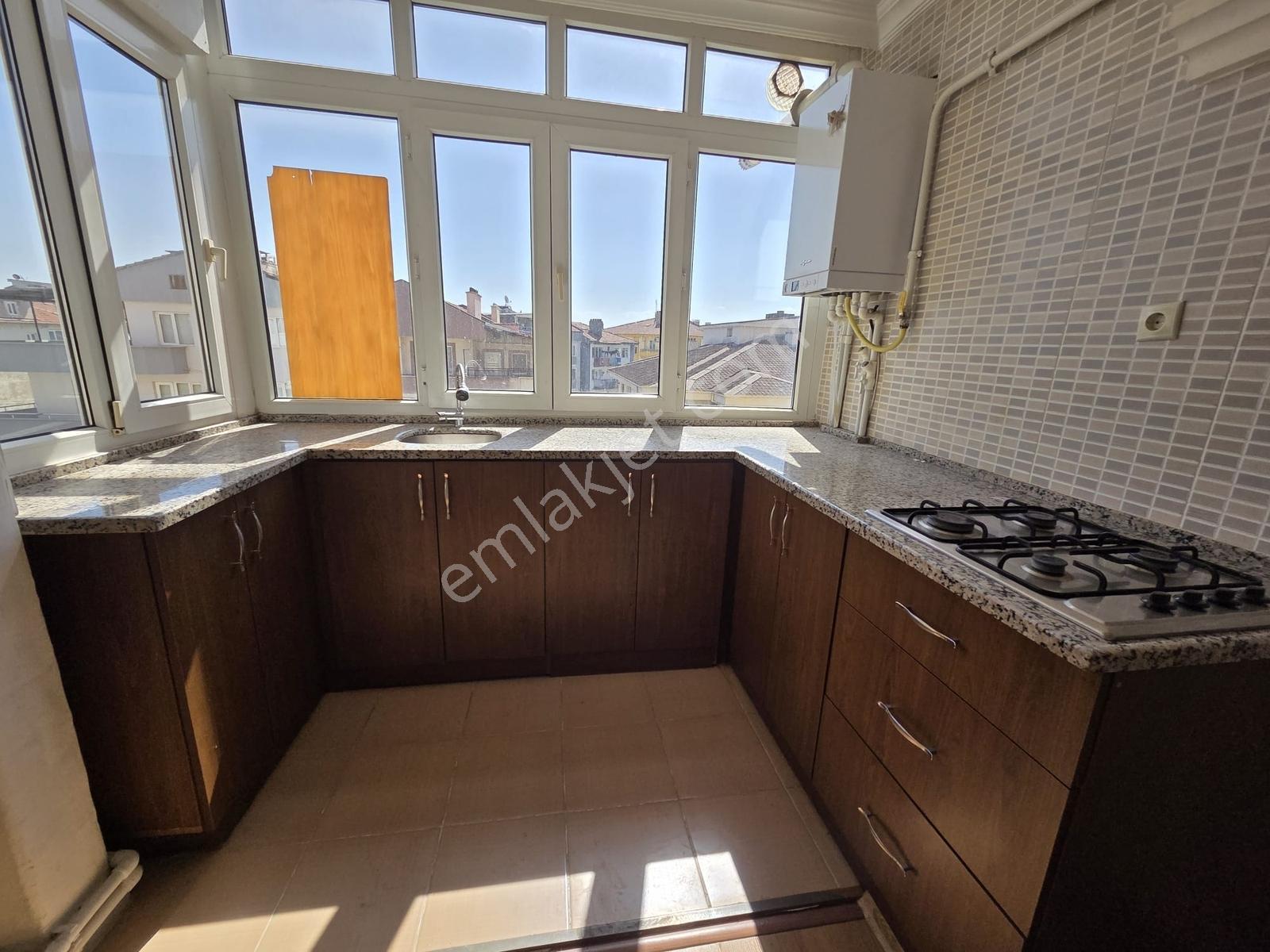 Mir'den Balıkesir Mehmetçik Caddesi Üzerinde 2+1 Kiralık Daire - Görsel 31