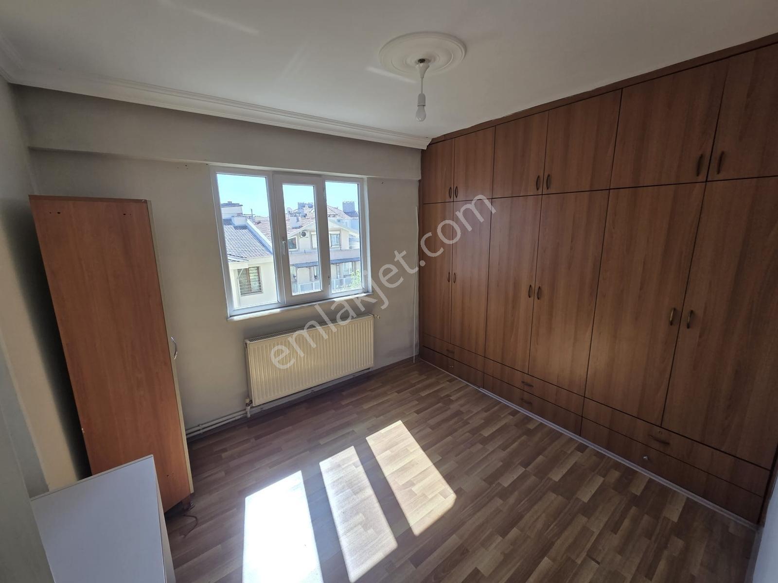 Mir'den Balıkesir Mehmetçik Caddesi Üzerinde 2+1 Kiralık Daire - Görsel 3