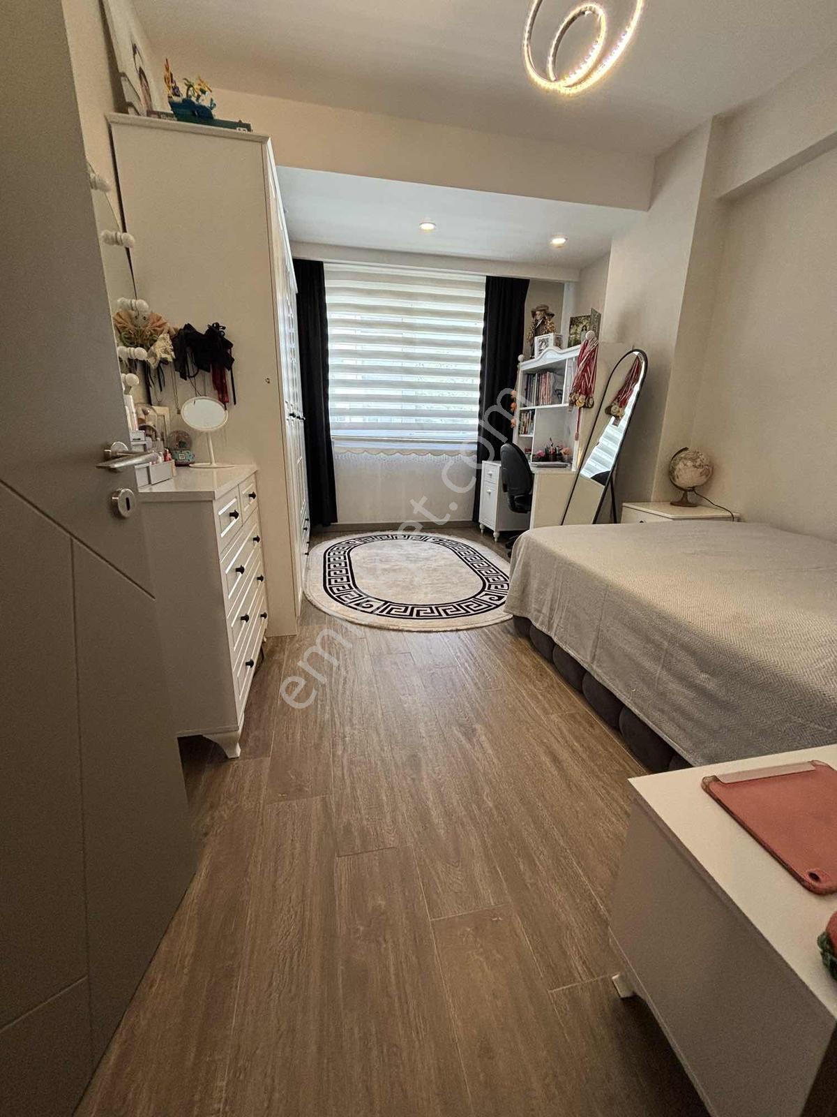 Kaan Emlaktan Çıralı Modern De Masal Parkı Yanı Lüks Daire - Görsel 35