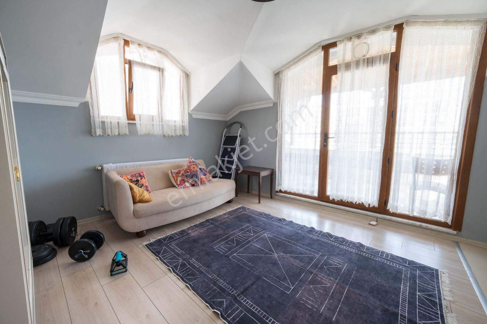 Goldhouse Dan Satılık Caddeye Yakın Lüks Dubleks Daire - Görsel 24