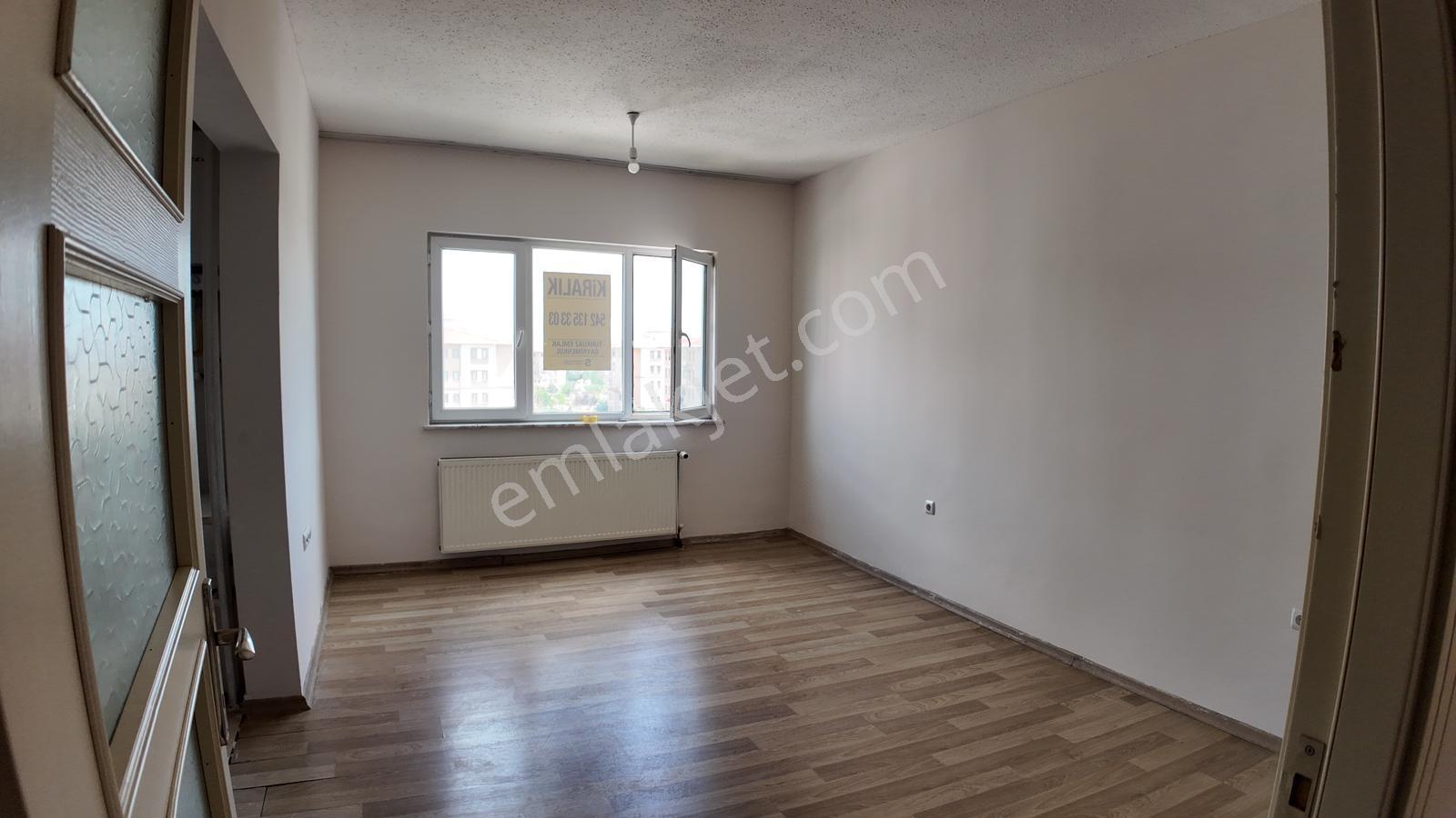 Turkuaz Emlaktan Şuhut Tokilerde 2+1 Kiralık Daire - Görsel 12