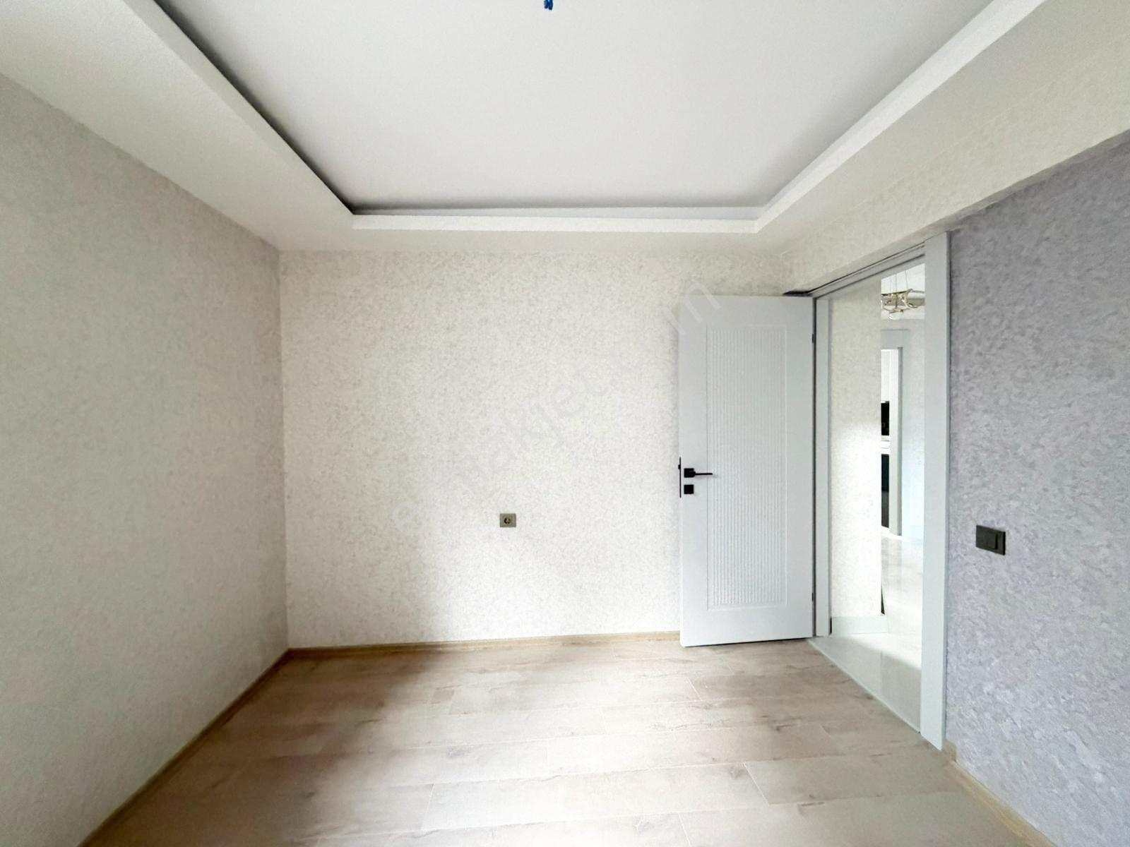 Öz Maşallah Dan Sakin Sokakta Modern 3+1 Ev Sıfırr - Görsel 19