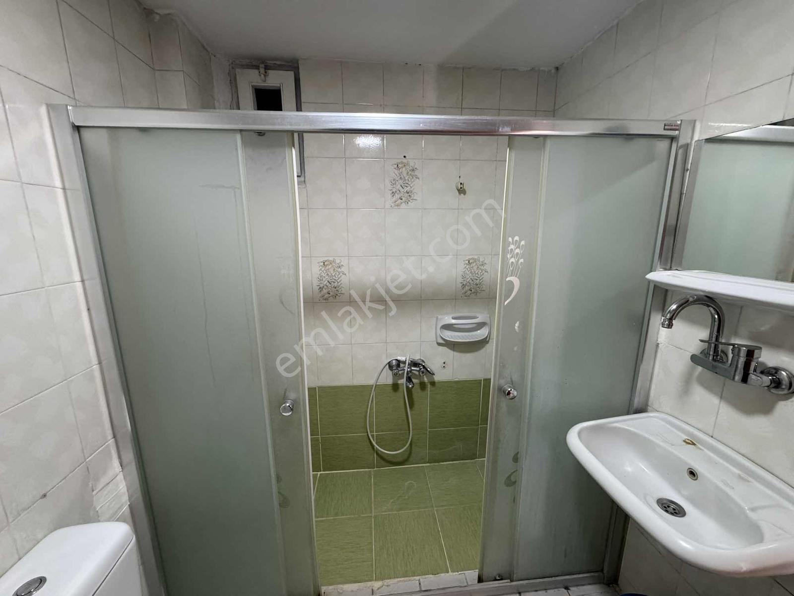 Sağlam Emlaktan Hattat Karahisarıda Kiralık 3+1 Kombili Daire - Görsel 12