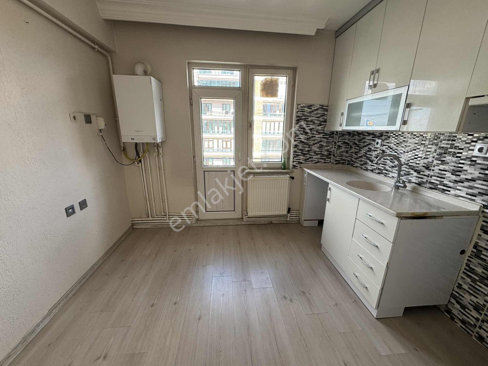 Sağlam Emlaktan Hattat Karahisarıda Kiralık 3+1 Kombili Daire - Görsel 19