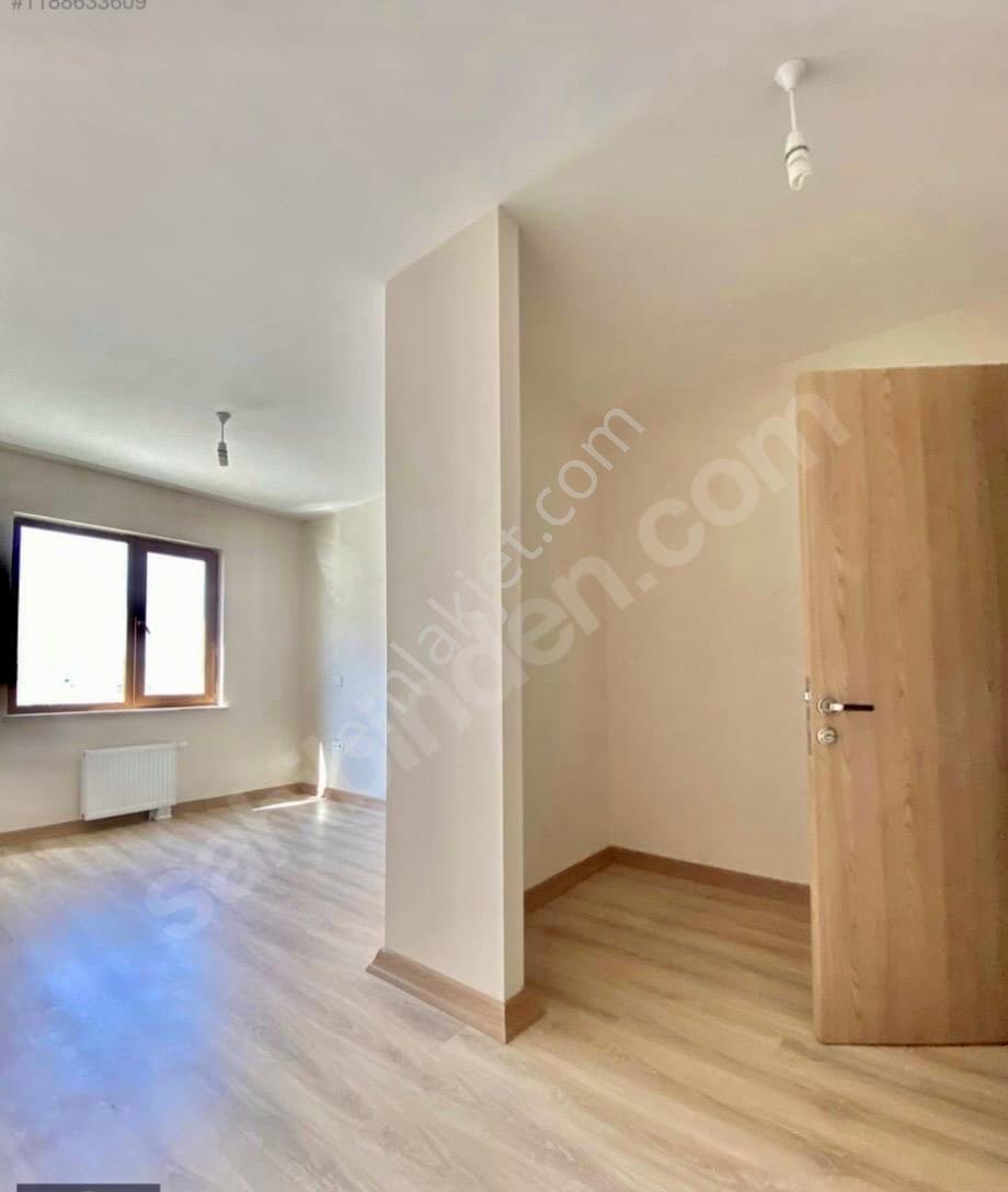 Akgedik Zeki Emlak'tan Yunusemre Toki Konutlarında 1. Etap'ta Kiralık 3+1 Ara Kat Daire - Görsel 5