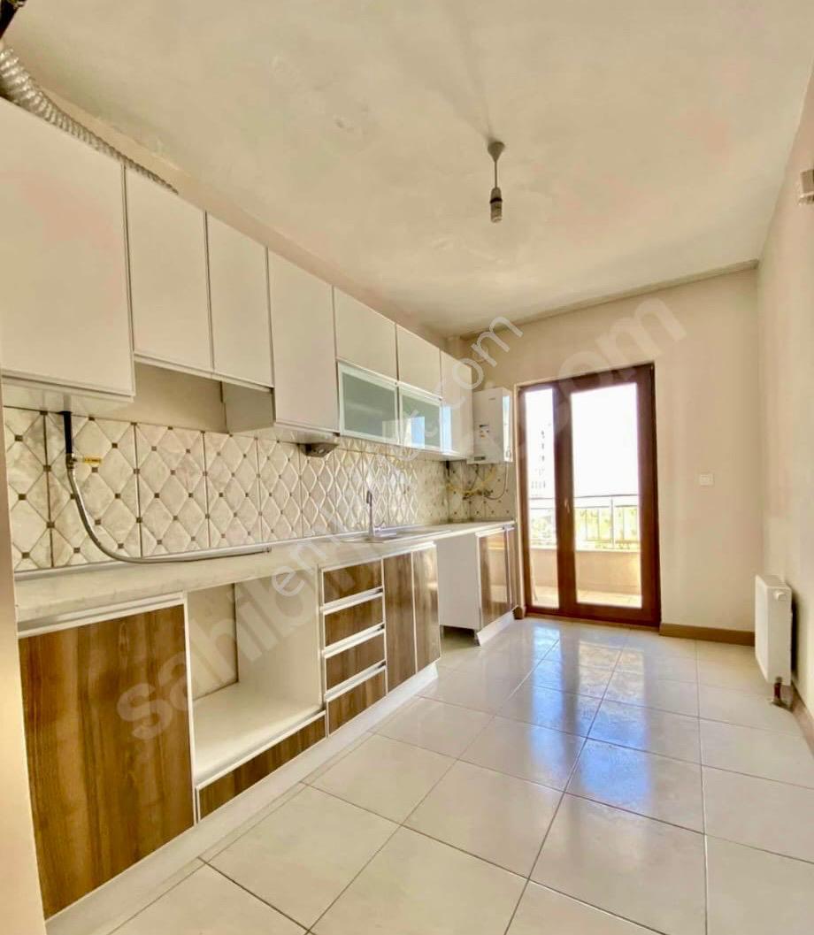 Akgedik Zeki Emlak'tan Yunusemre Toki Konutlarında 1. Etap'ta Kiralık 3+1 Ara Kat Daire - Görsel 11