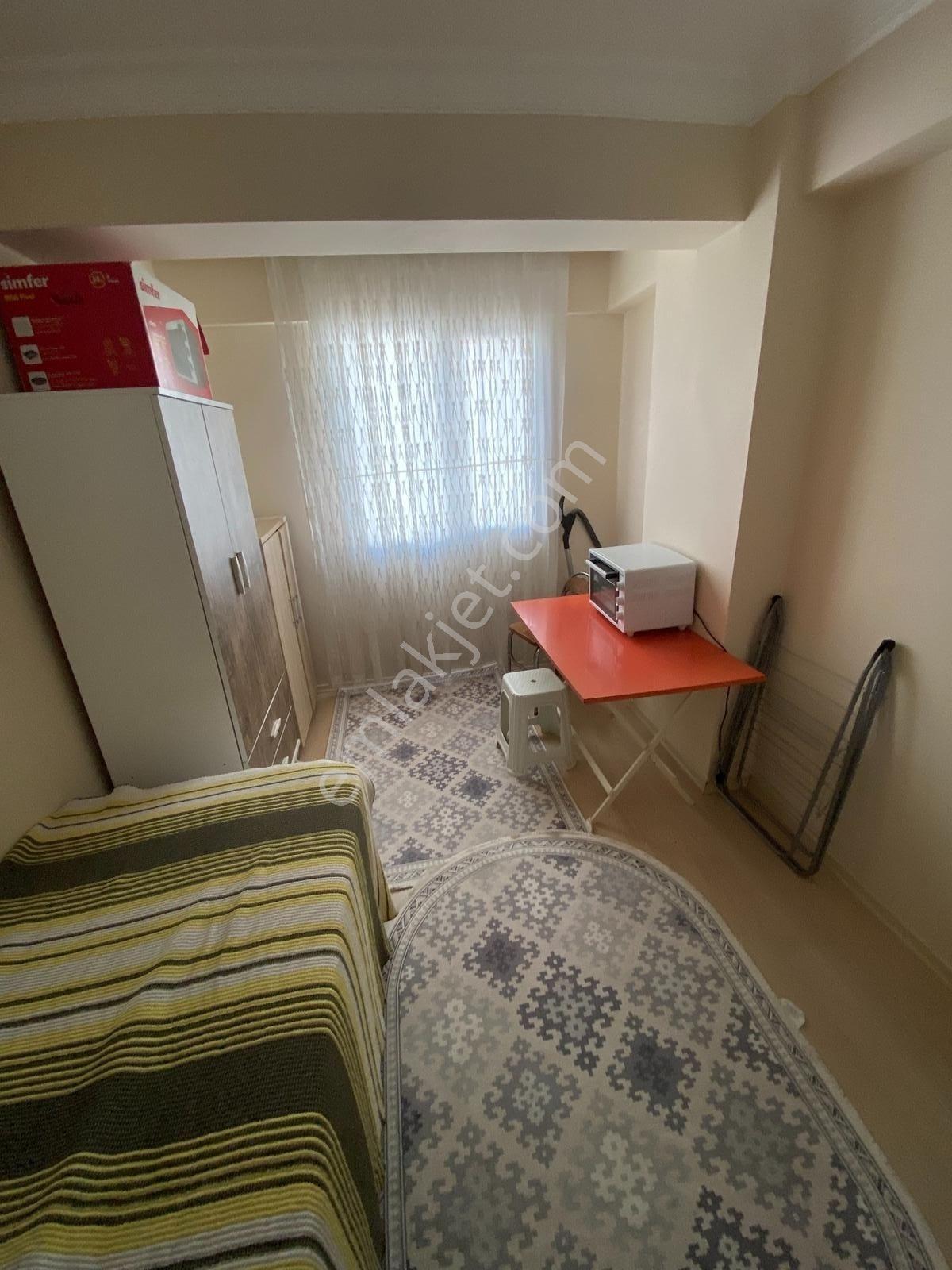 Buca İktisat Fakültesi Yakını, Full Eşyalı Kiralık 1+1 Daire - Görsel 15