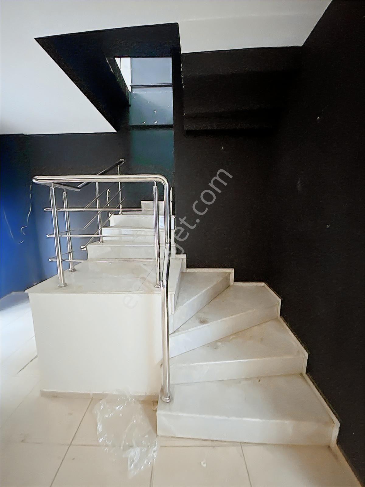 Buca Özmen Caddesi Üzeri 400 M2 Kurumsallara Kiralık İşyeri - Görsel 24