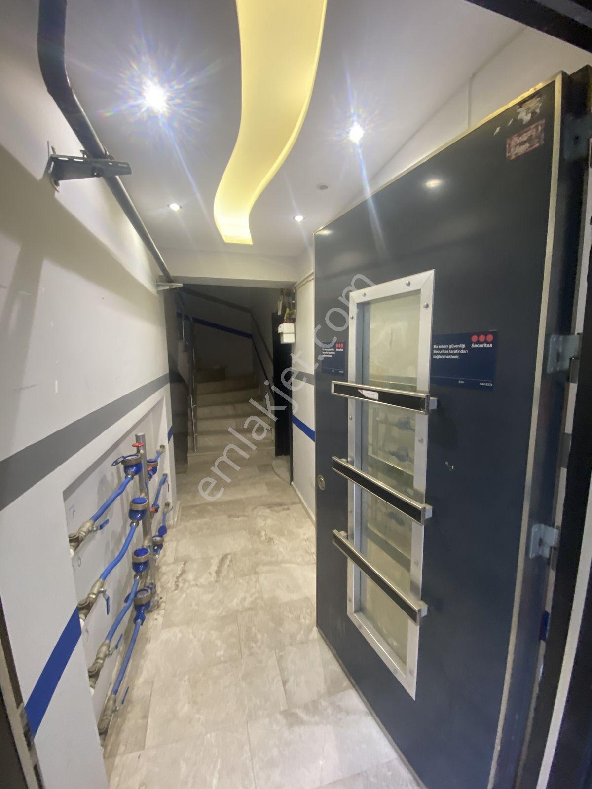 Buca Yabancı Diller Fak. Yakını D.gazlı, Klimalı 1+1 Kiralık - Görsel 25