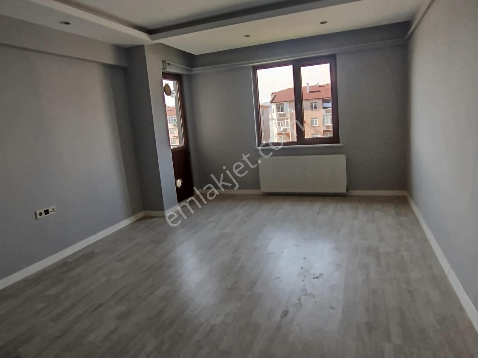 Remax Natural'dan Değirmendere'de Satılık 3+1 Çatı Dubleks - Görsel 22
