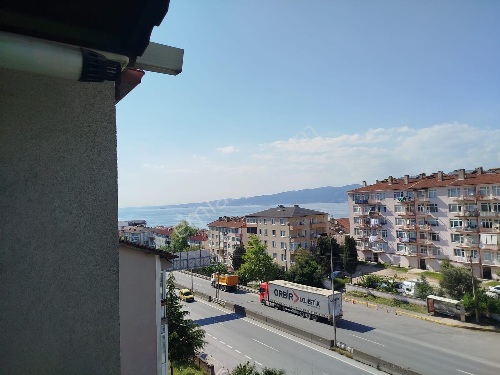 Remax Natural'dan Değirmendere'de Satılık 3+1 Çatı Dubleks - Görsel 14