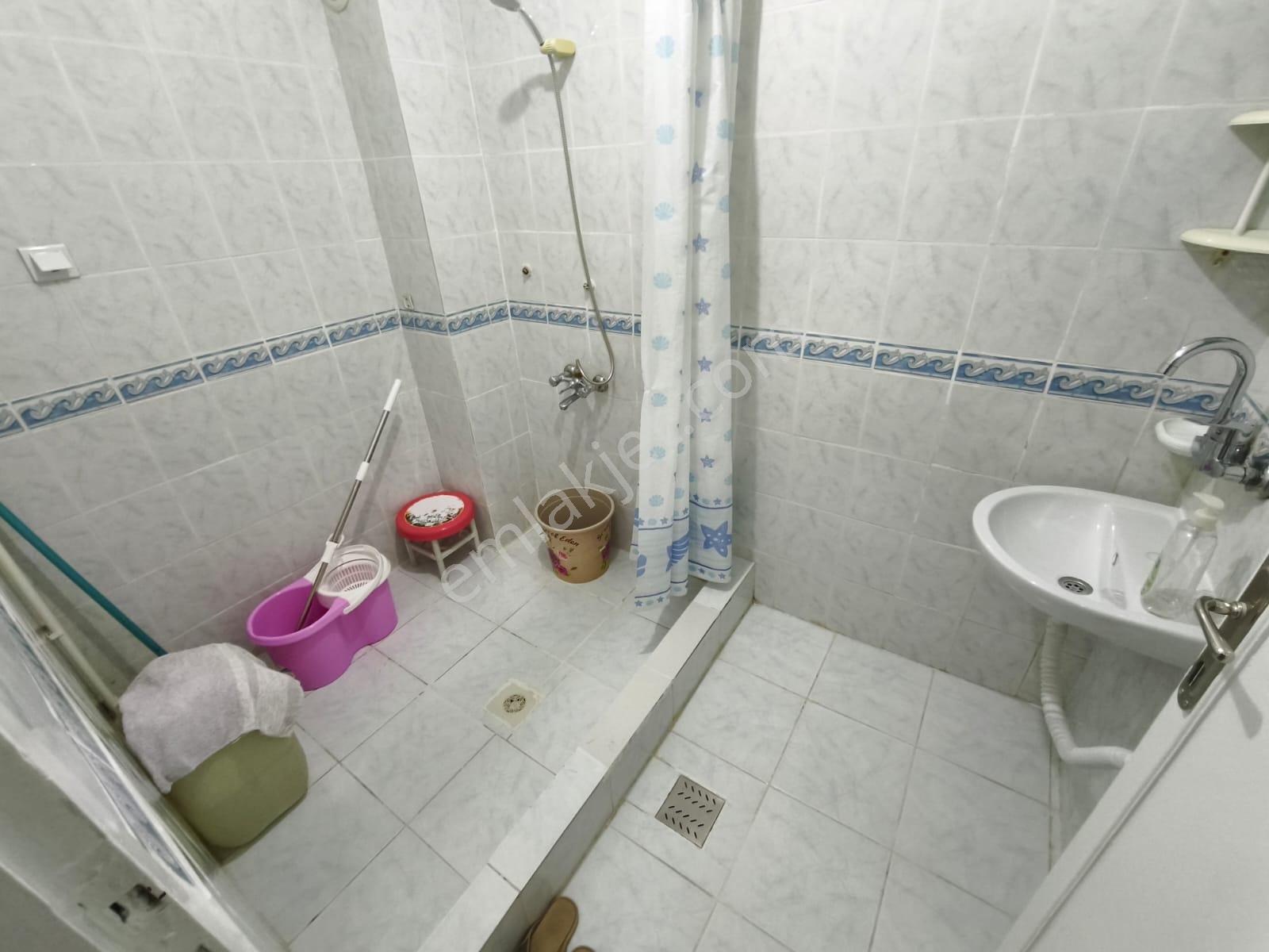 Etimesgut Merkezde Kiralık Temiz Eşyalı Süper Konumlu 2+1 - Görsel 24