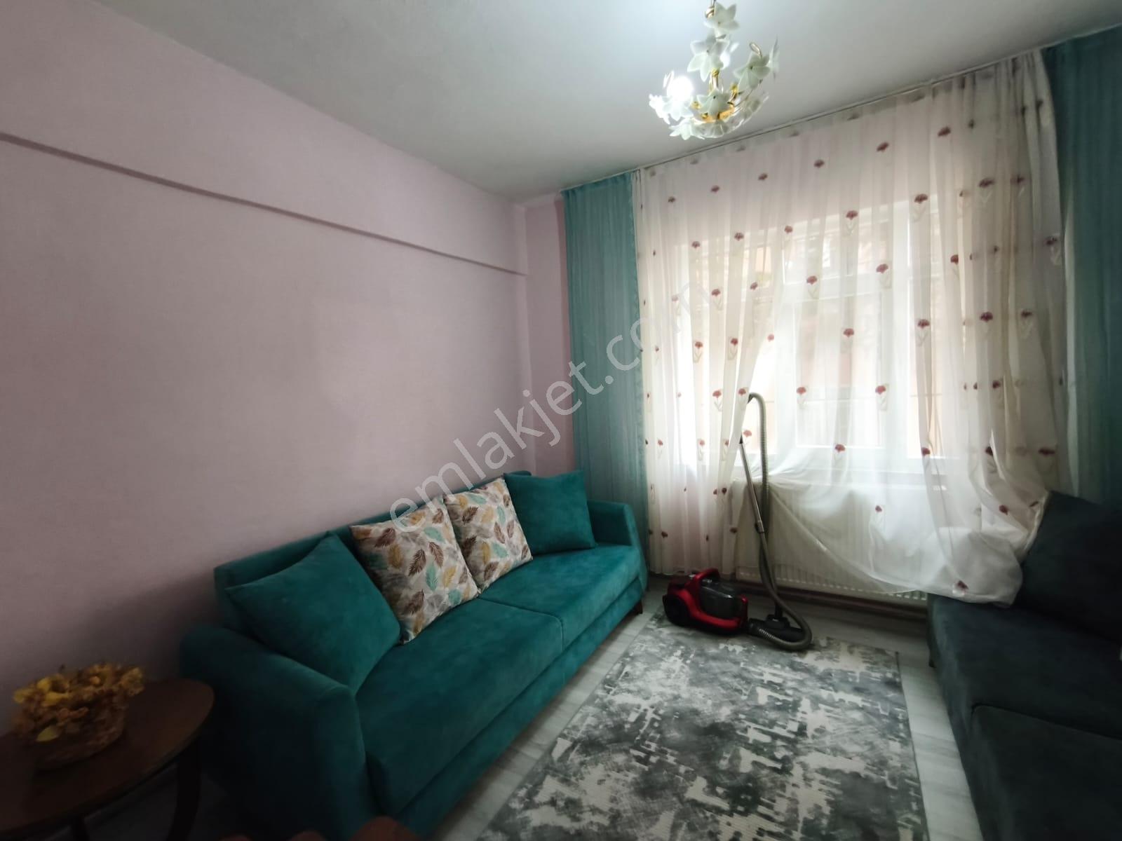 Etimesgut Merkezde Kiralık Temiz Eşyalı Süper Konumlu 2+1 - Görsel 27