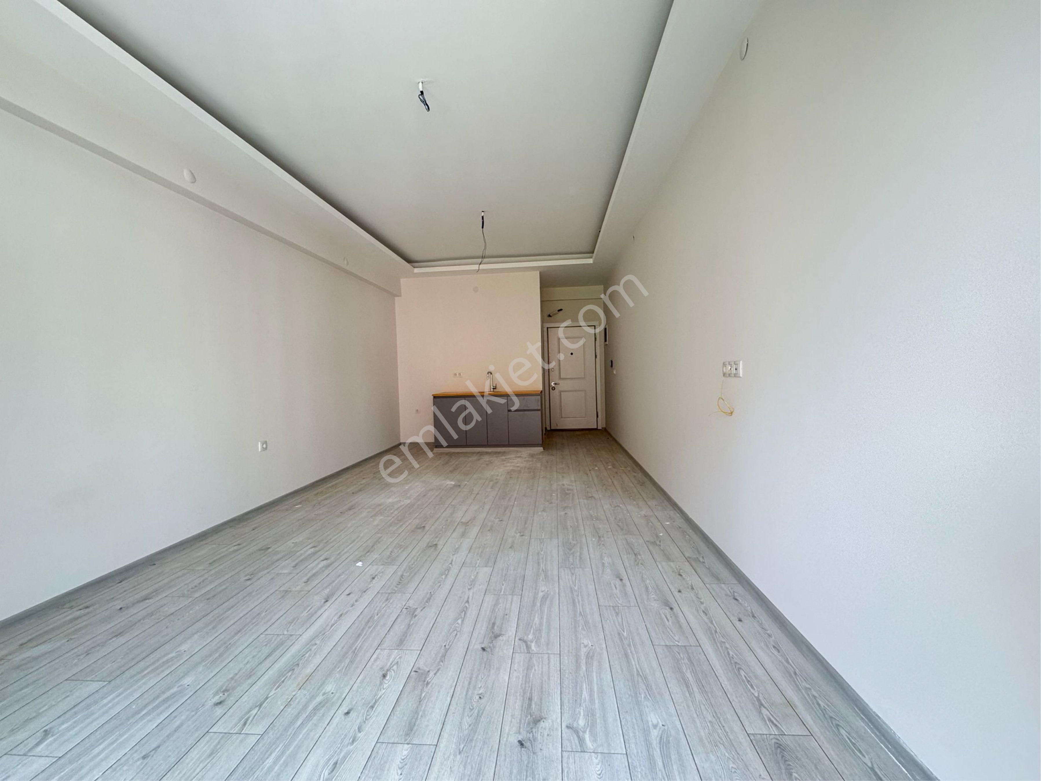 Cumhuriyet Mahallesinde Çarşı Merkezde 2 Adet Kiralık Ofis - Görsel 2