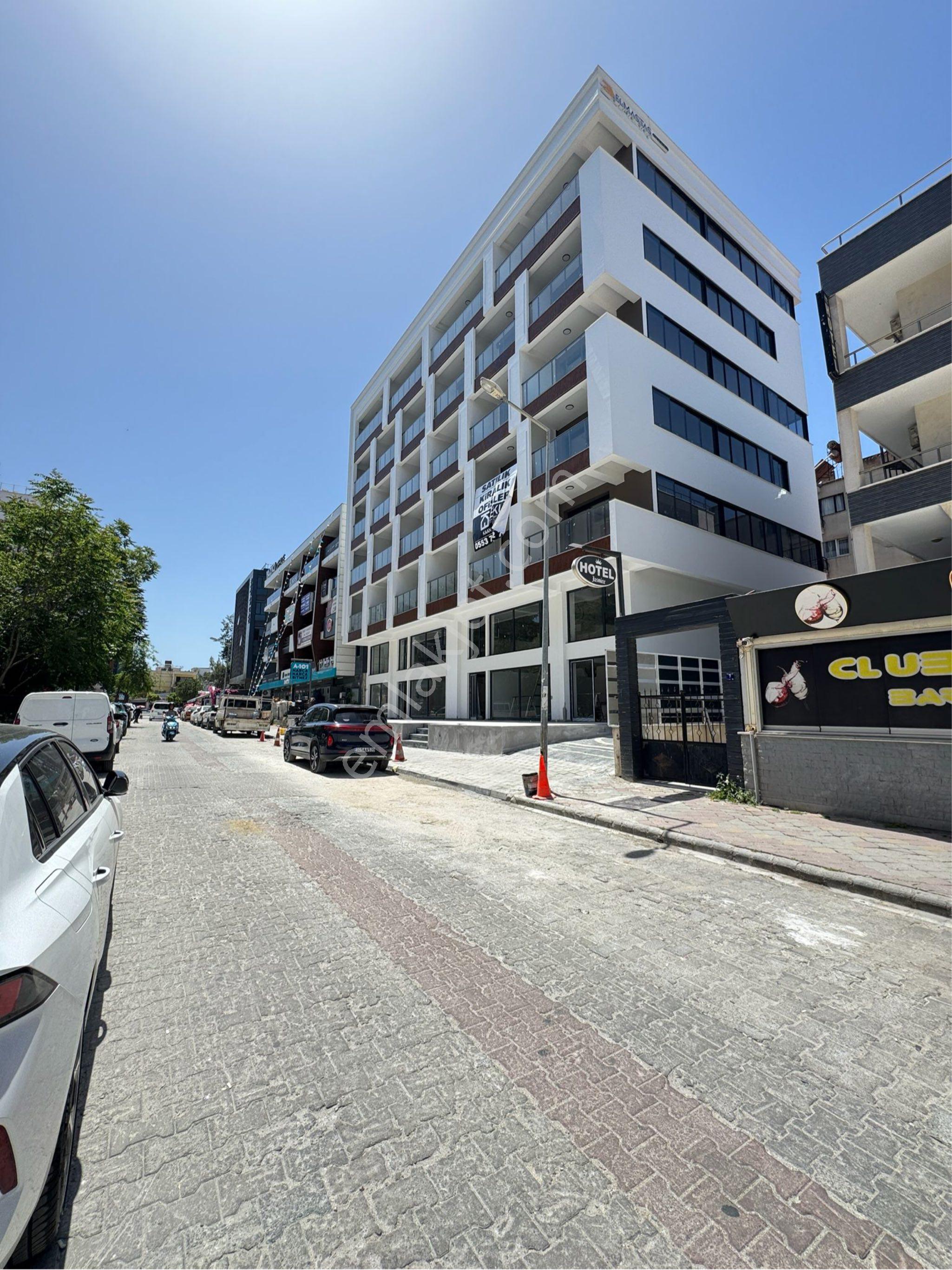 Cumhuriyet Mahallesinde Çarşı Merkezde 2 Adet Kiralık Ofis