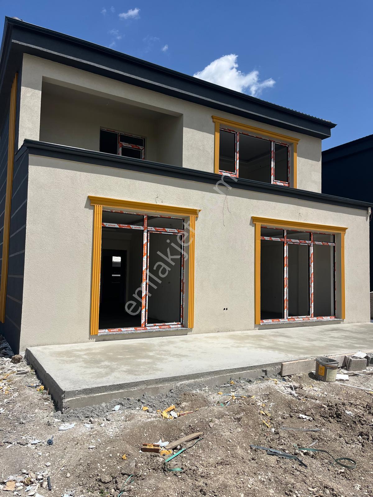 Bölgenin Yıldızı Ayyıldız Mahallesi Tam Müstakil Satılık Villa - Görsel 5