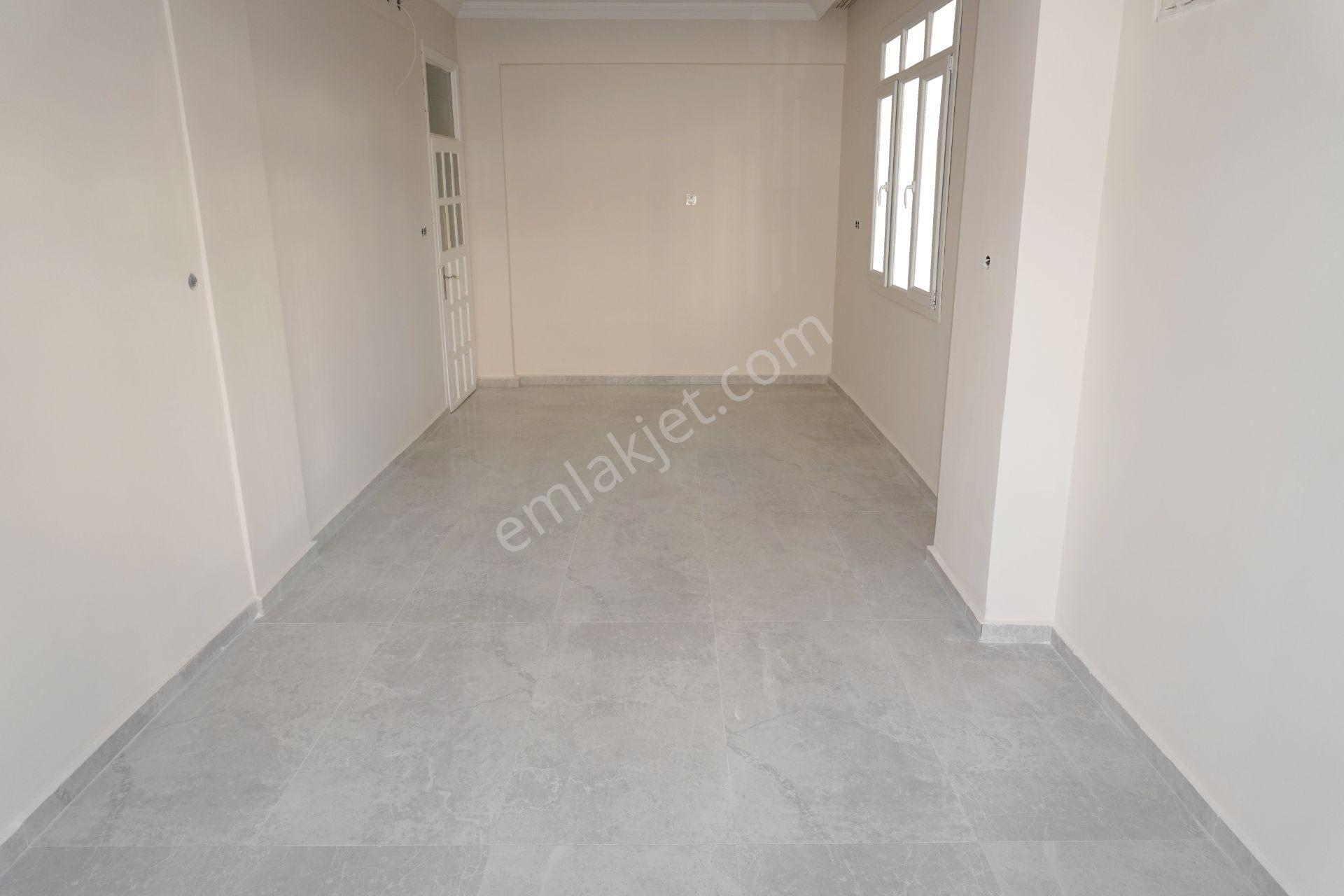 Yakakent Kiralık Cadde Üzeri Dükkan 25m2+wc Li (çiğliserkan Dan) - Görsel 4