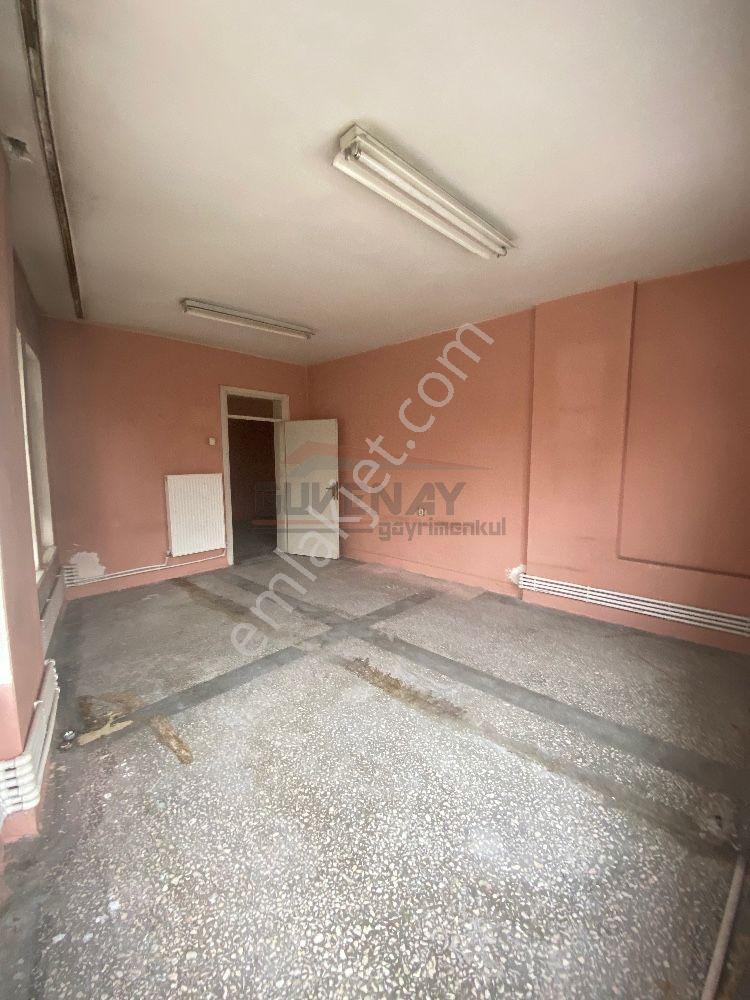 Güvenay - Çorum Yeniyol Mah. Gazi Caddesi Üzeri Kiralık Ofis - Görsel 6