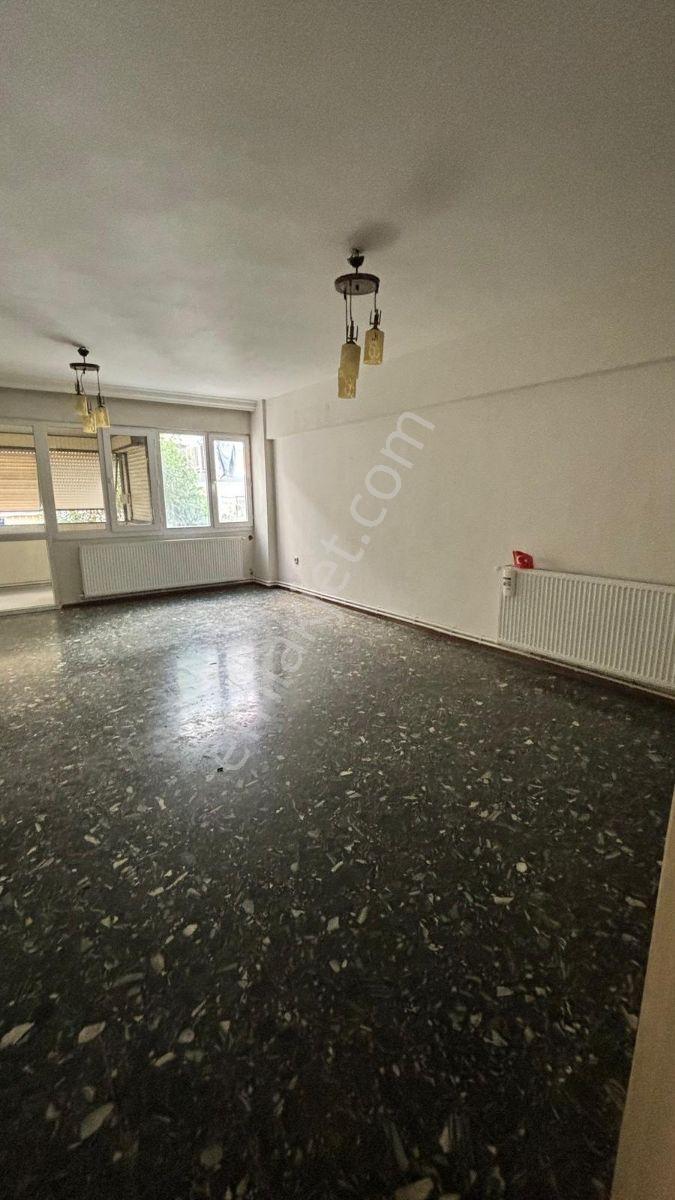 Bornova Küçükparkda Metroya 2 Dk Kiralık 3+1 Doğalgazlı - Görsel 21