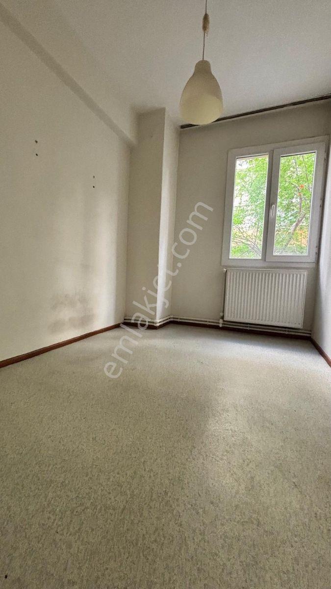 Bornova Küçükparkda Metroya 2 Dk Kiralık 3+1 Doğalgazlı - Görsel 14