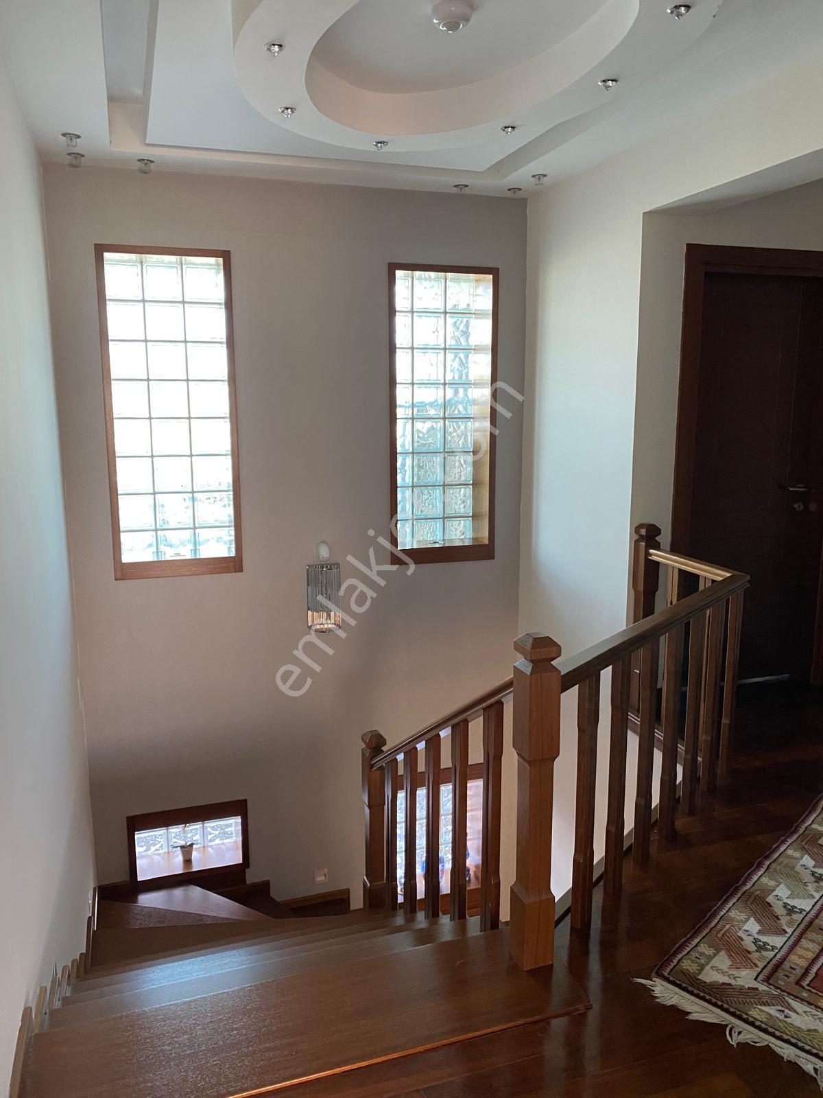 Dallıca Mevkisinde Lüxs Villa 4+1 Triplexs - Görsel 31