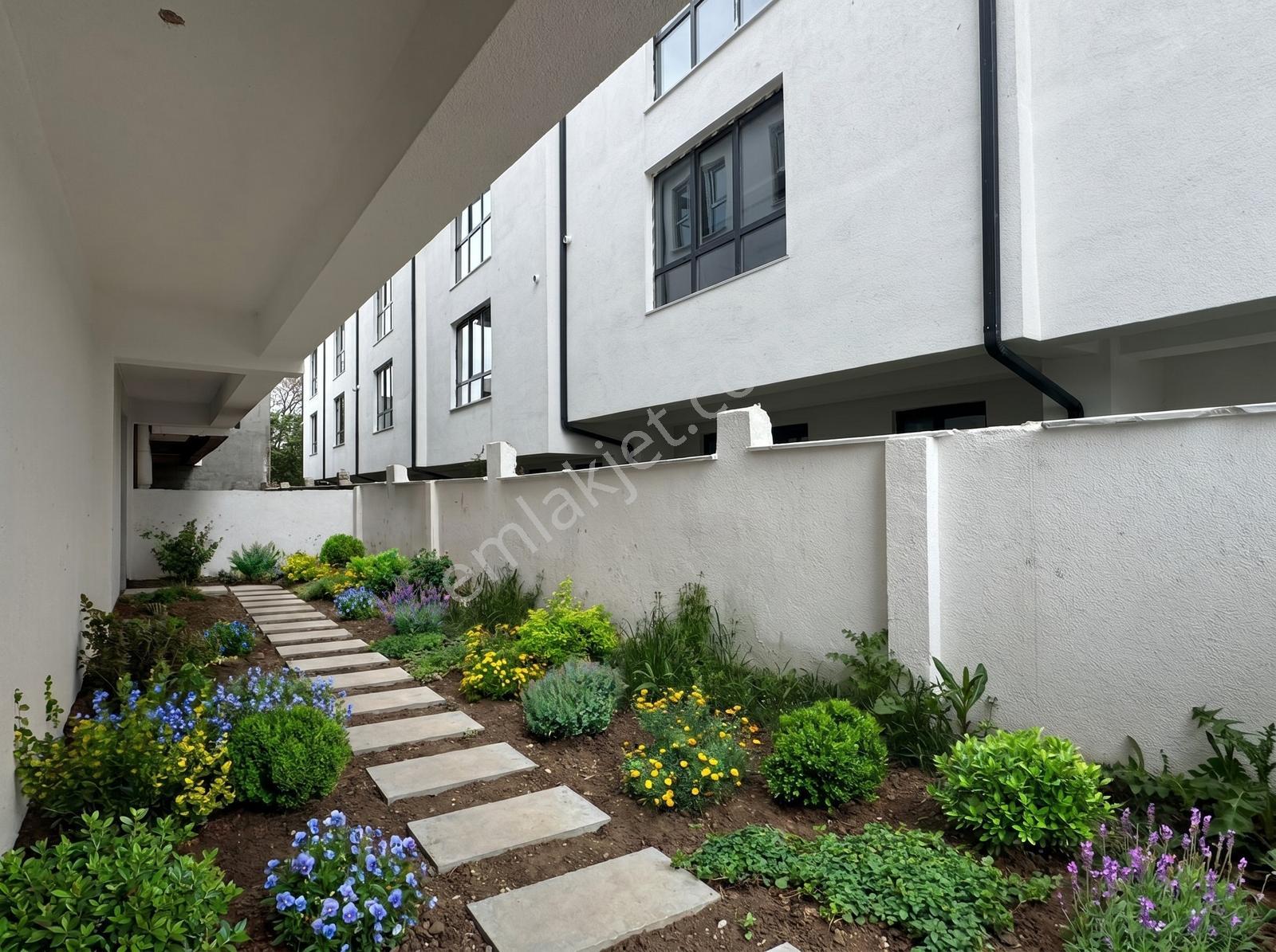Zincirlikuyu Mah.aşağısöğütönü Sınırında Satılık 4+1 Villa - Görsel 19
