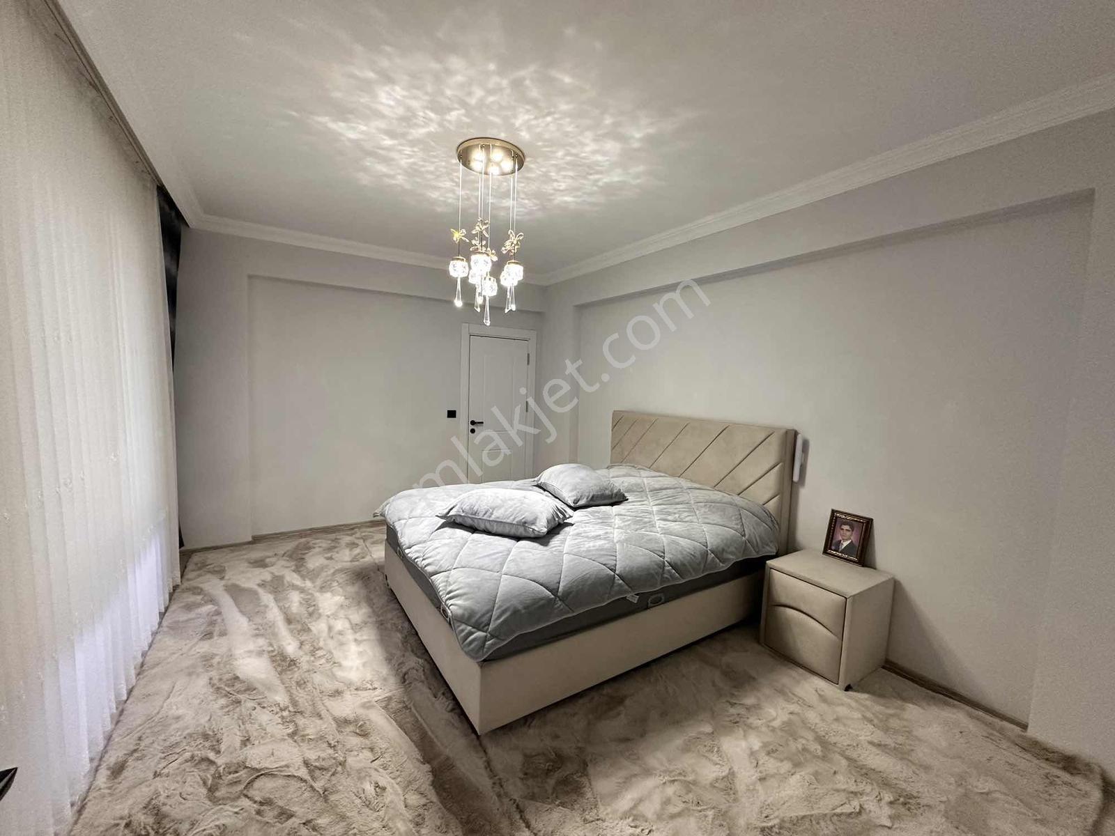 Beşirlinin Full Manzaralı Tek Dairesi - Görsel 33