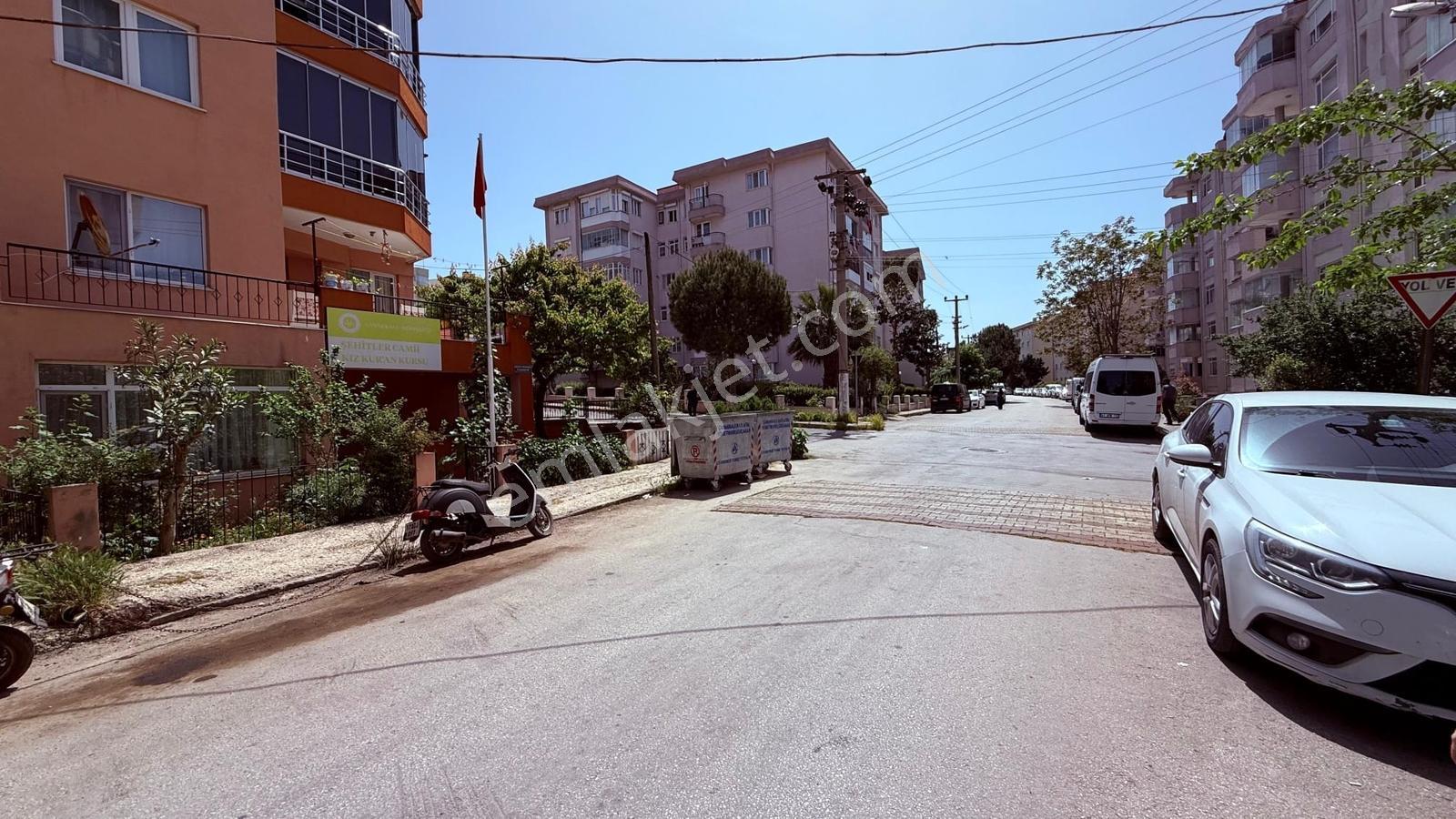 Cevatpaşa Mahallesi'nde Sıfır Eşyalı 3+1 Kiralık Daire - Görsel 33