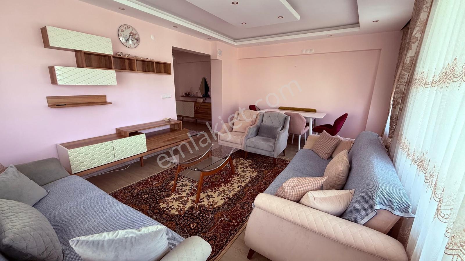 Cevatpaşa Mahallesi'nde Sıfır Eşyalı 3+1 Kiralık Daire - Görsel 2