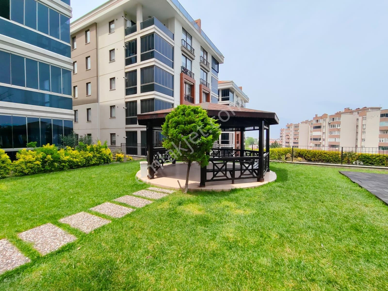 Güzelyalı Yalı Mah Kiralık 4+1 Deniz Manzaralı Arakat Daire - Görsel 8