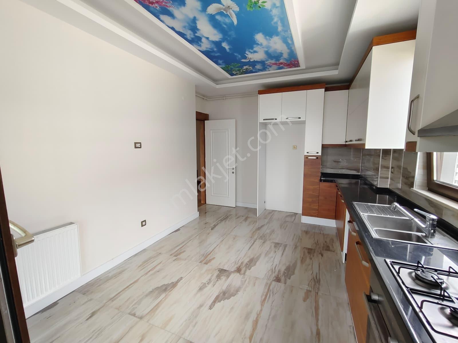Güzelyalı Yalı Mah Kiralık 4+1 Deniz Manzaralı Arakat Daire - Görsel 25